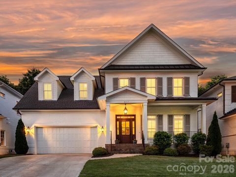 Photo of 4017 Ashton Ridge Lane, Charlotte, NC 28226 (MLS # 4381227)