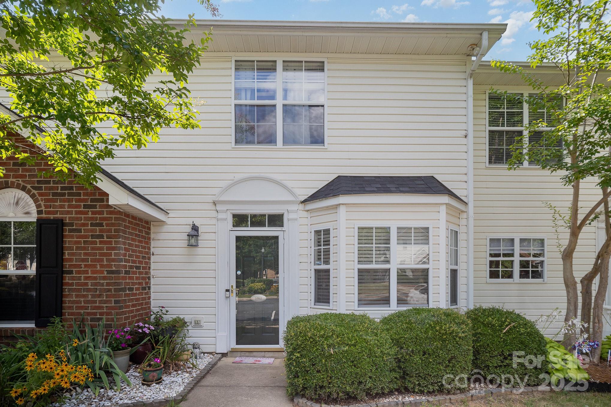 3702 Melrose Cottage Drive