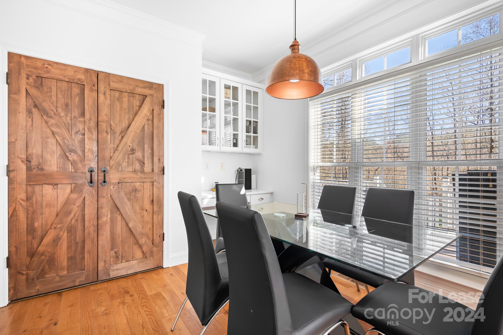 Verdict Ridge - Residential Lease