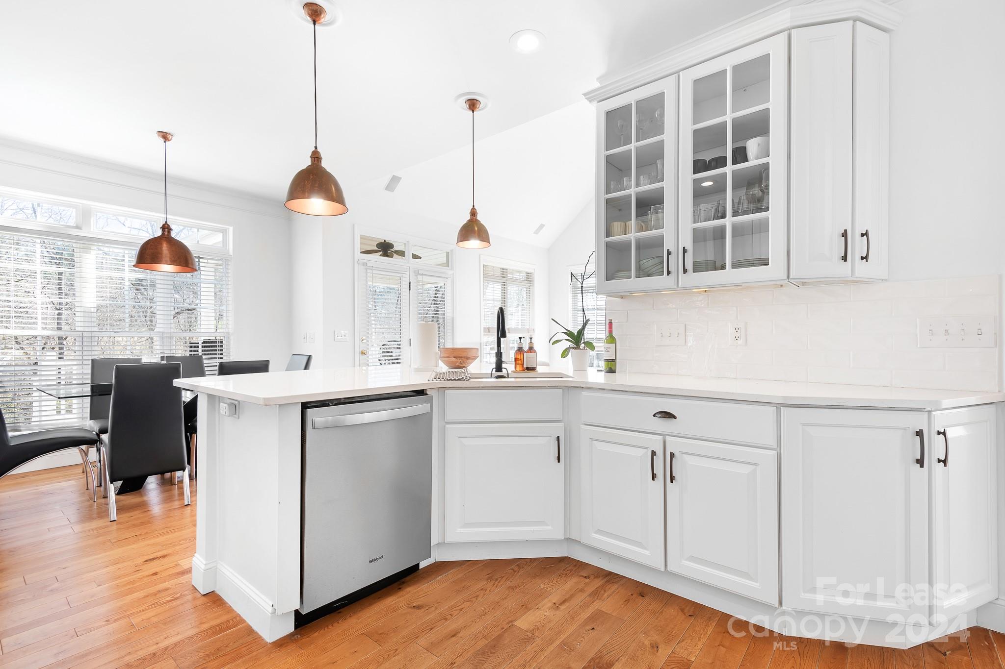 Verdict Ridge - Residential Lease