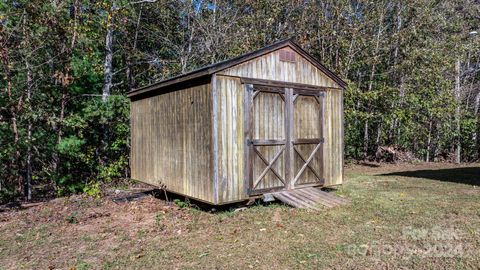 A home in Lenoir