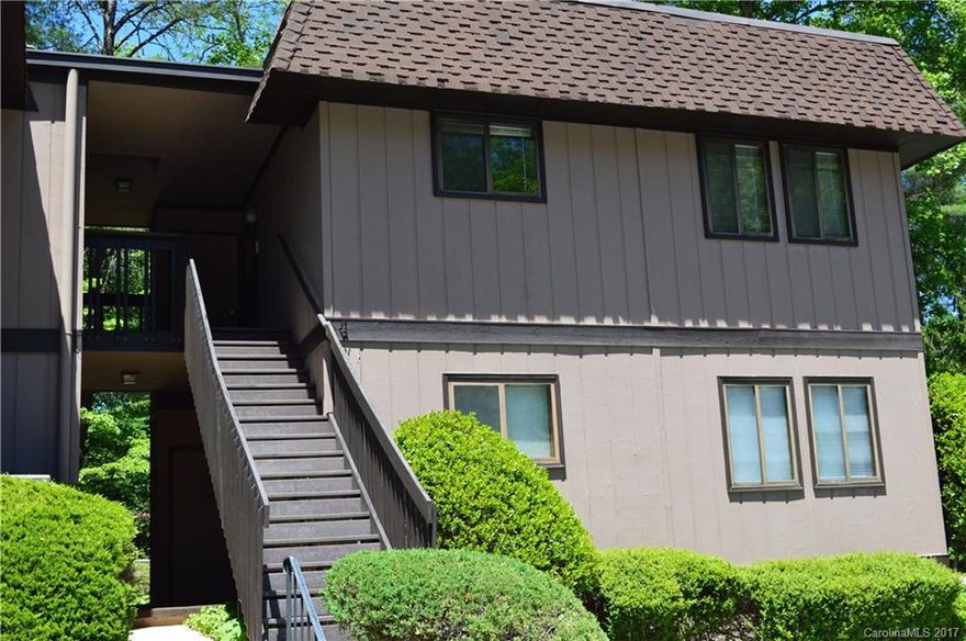 Desirable Location in Laurel Park. Clean, move in ready, Upper, End Unit.  2BR/2BA with screened porch, open floor plan & Large kitchen w/ breakfast bar & pantry. Private setting with mature trees.  Condo has been used as rental investment and has been rented since purchased. Great Investment Opportunity! Just minutes to Downtown, Hendersonville Country Club and new park.