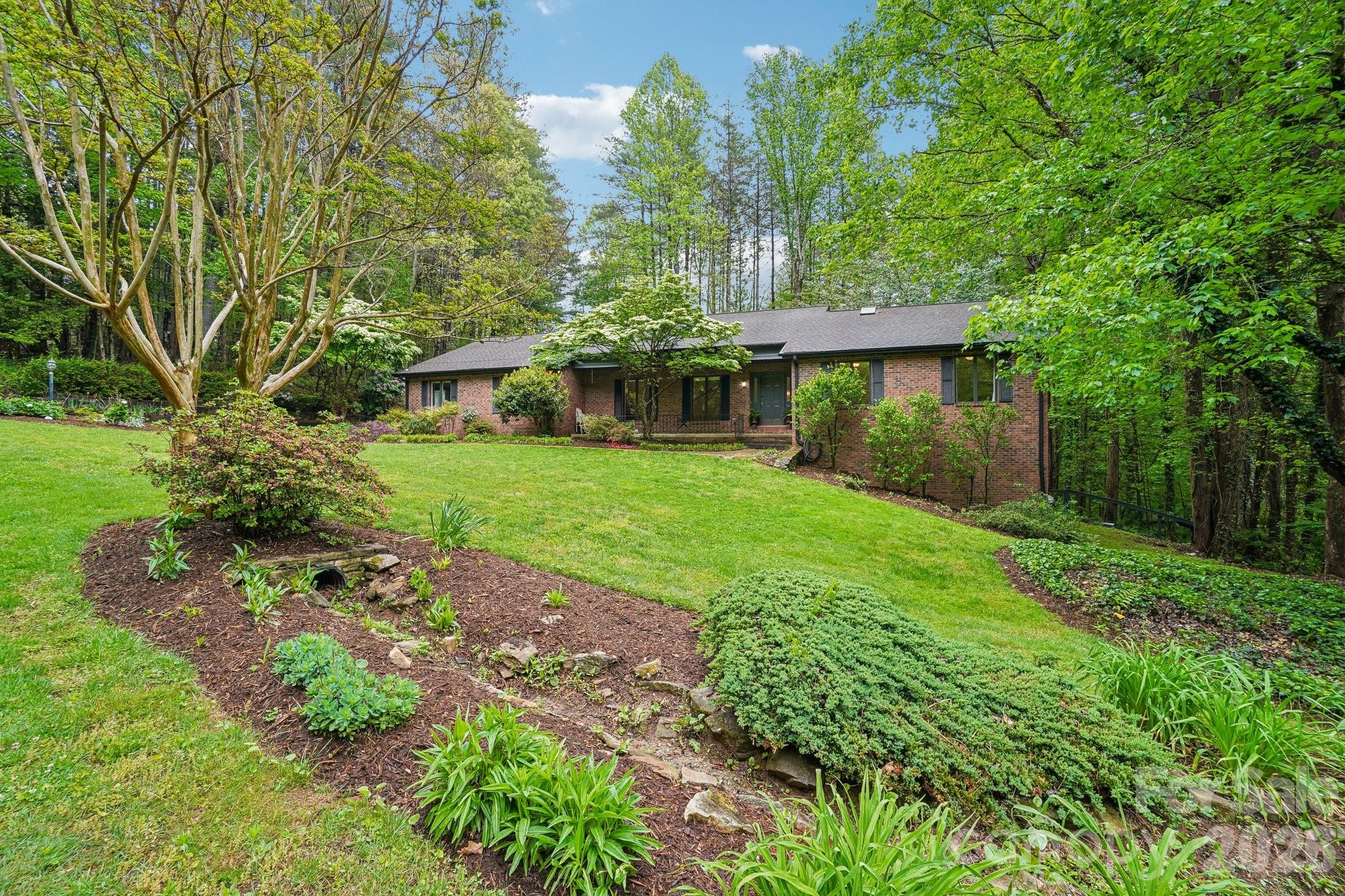 9 Westbridge Drive