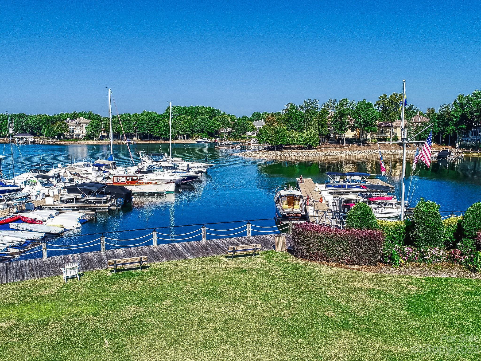 The Peninsula - Residential