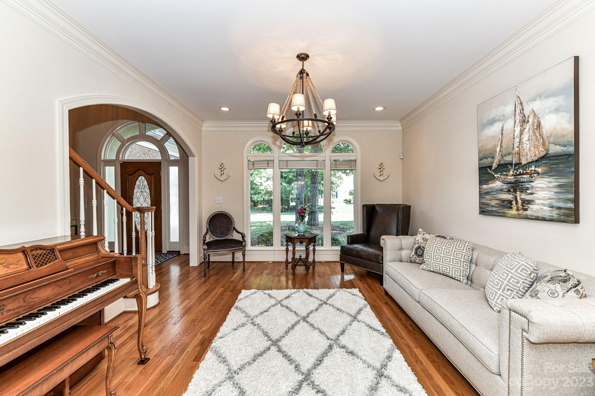 The Peninsula - Residential