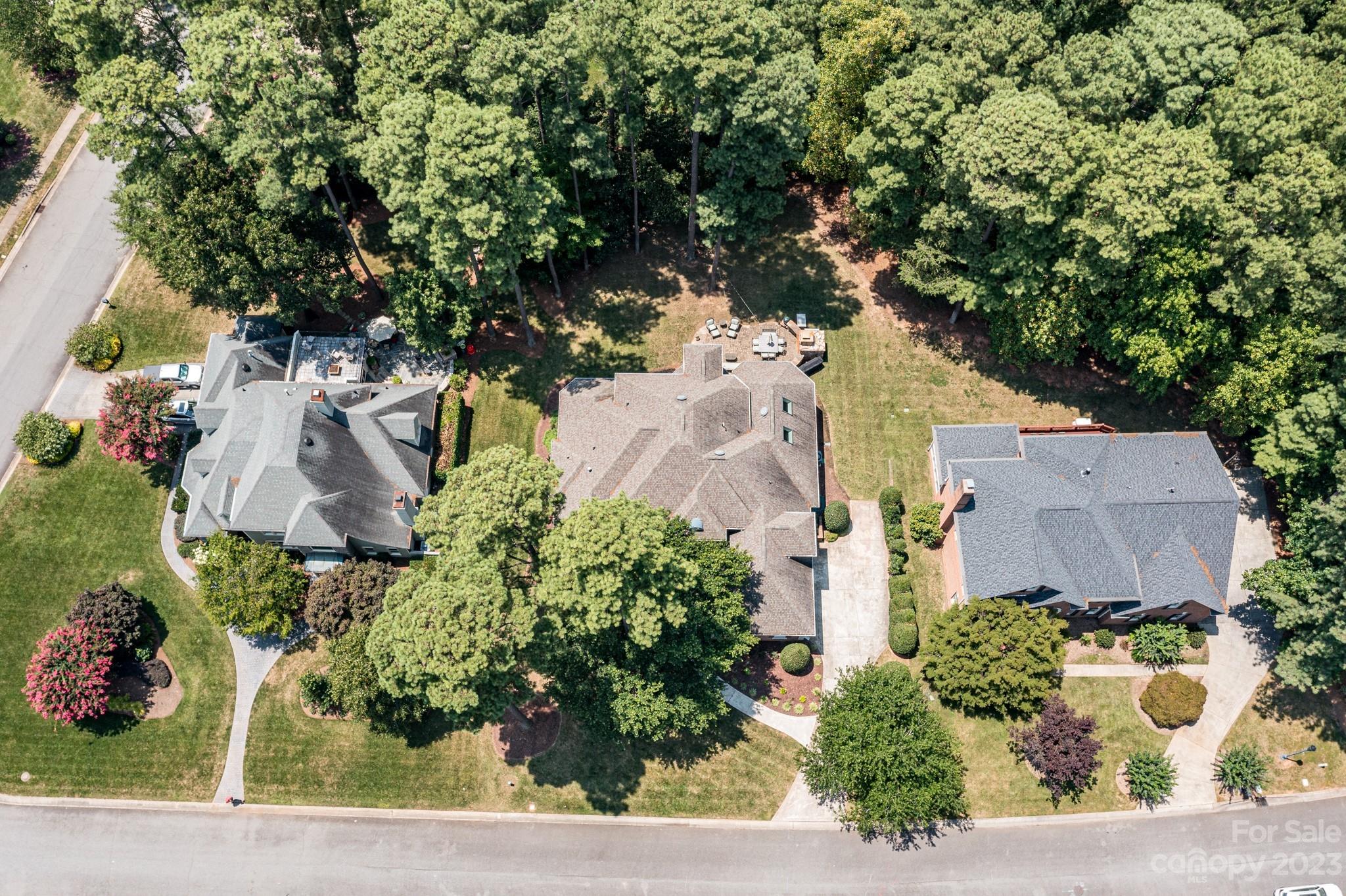 The Peninsula - Residential