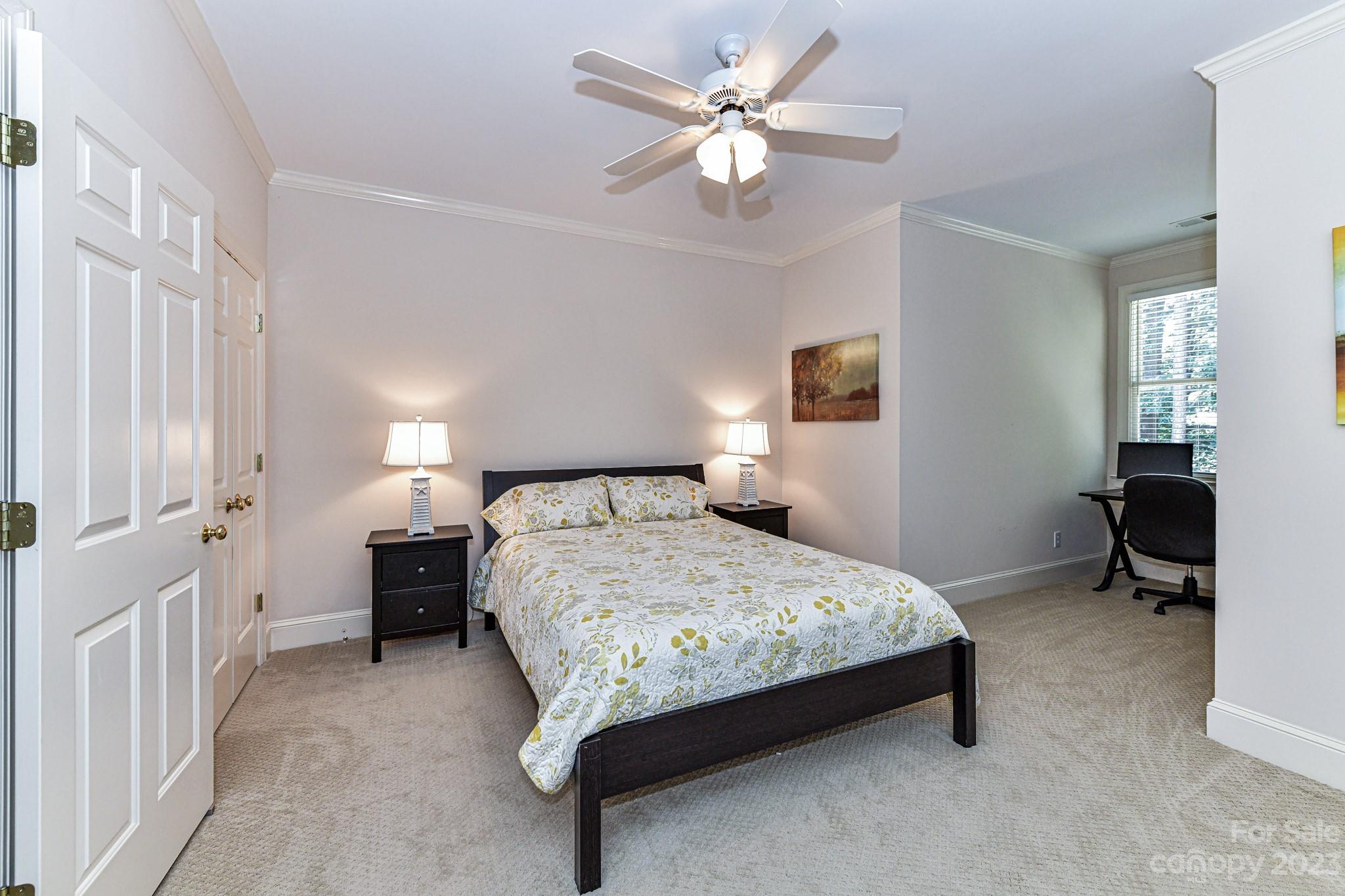 The Peninsula - Residential