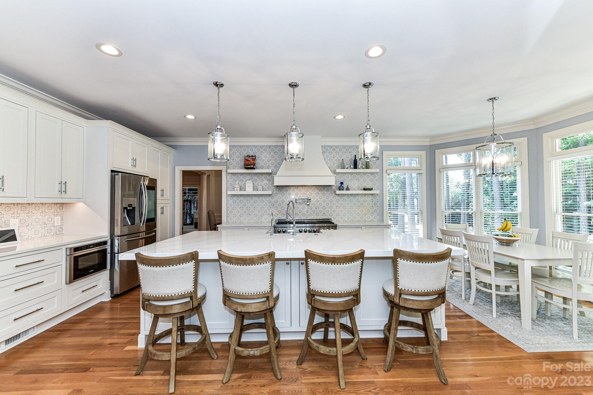 The Peninsula - Residential