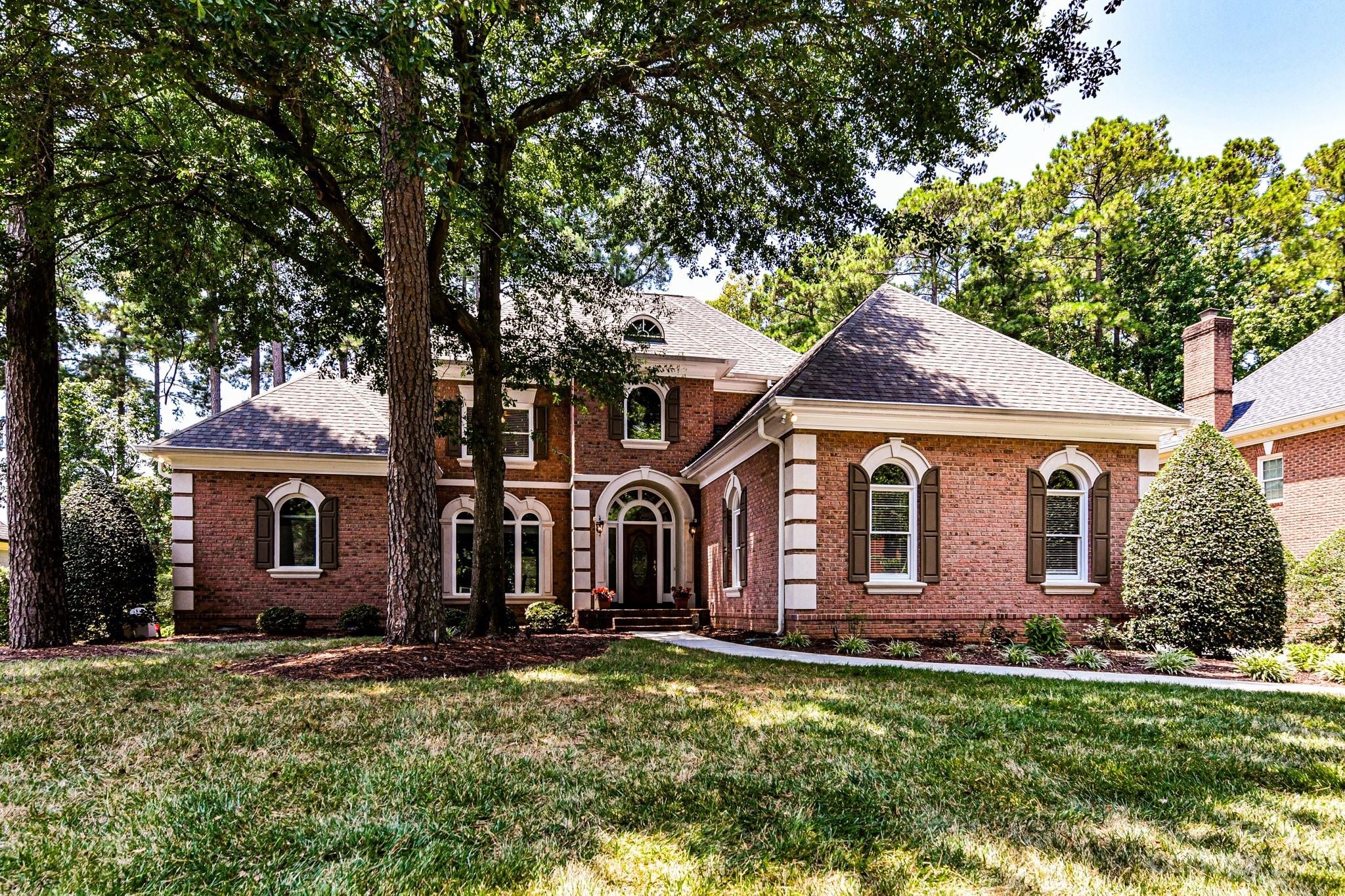 The Peninsula - Residential