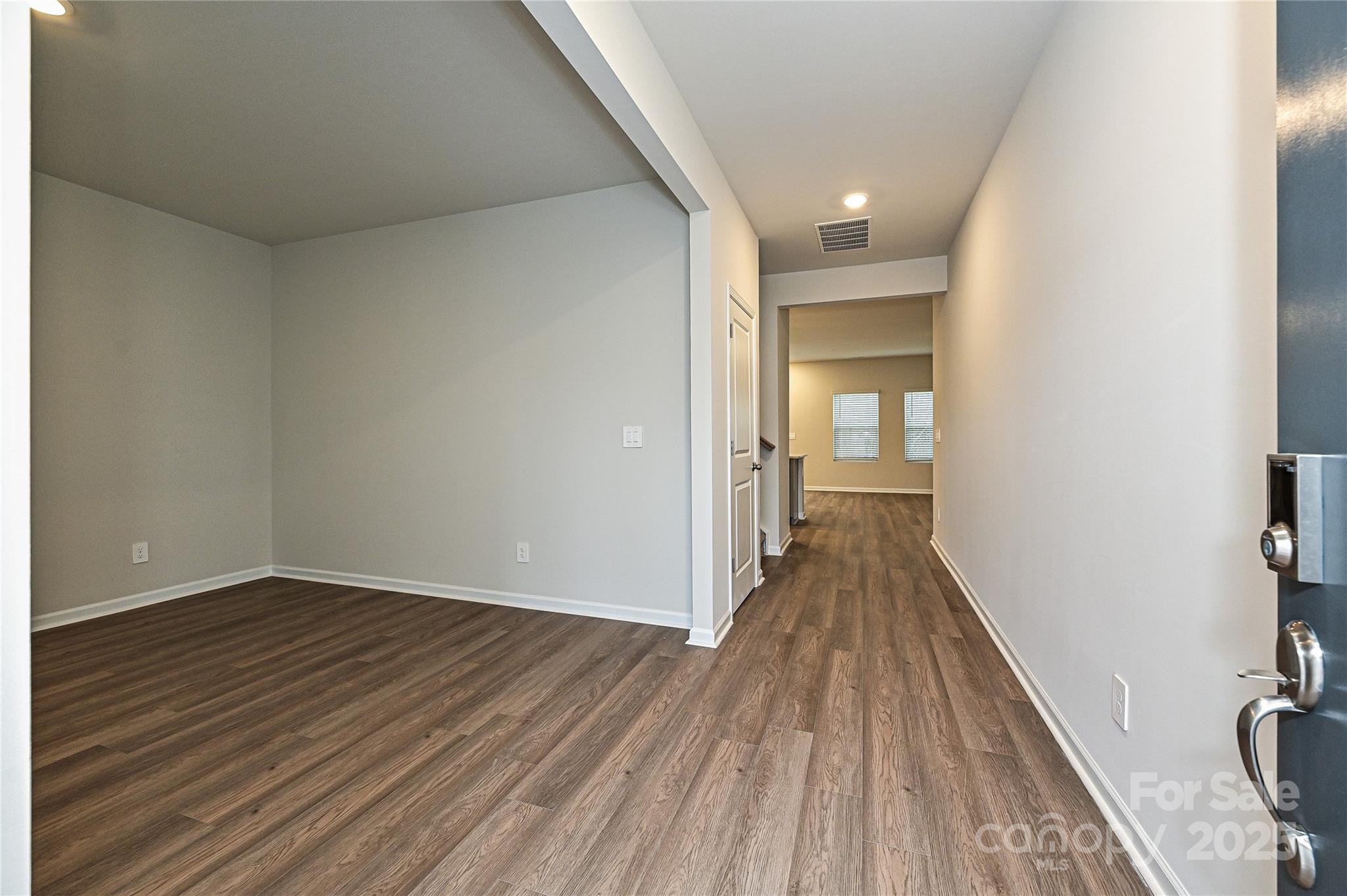 2106 Sunflower Circle