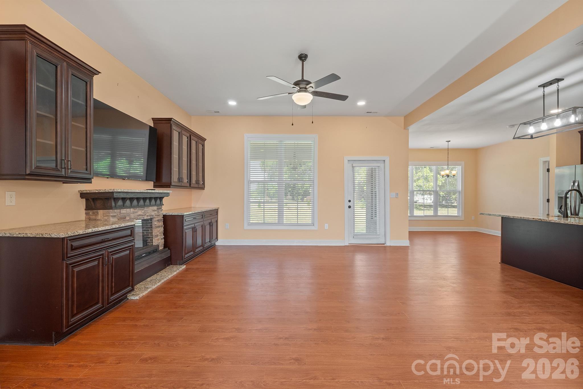 Long Meadows At Oak Grove - Residential