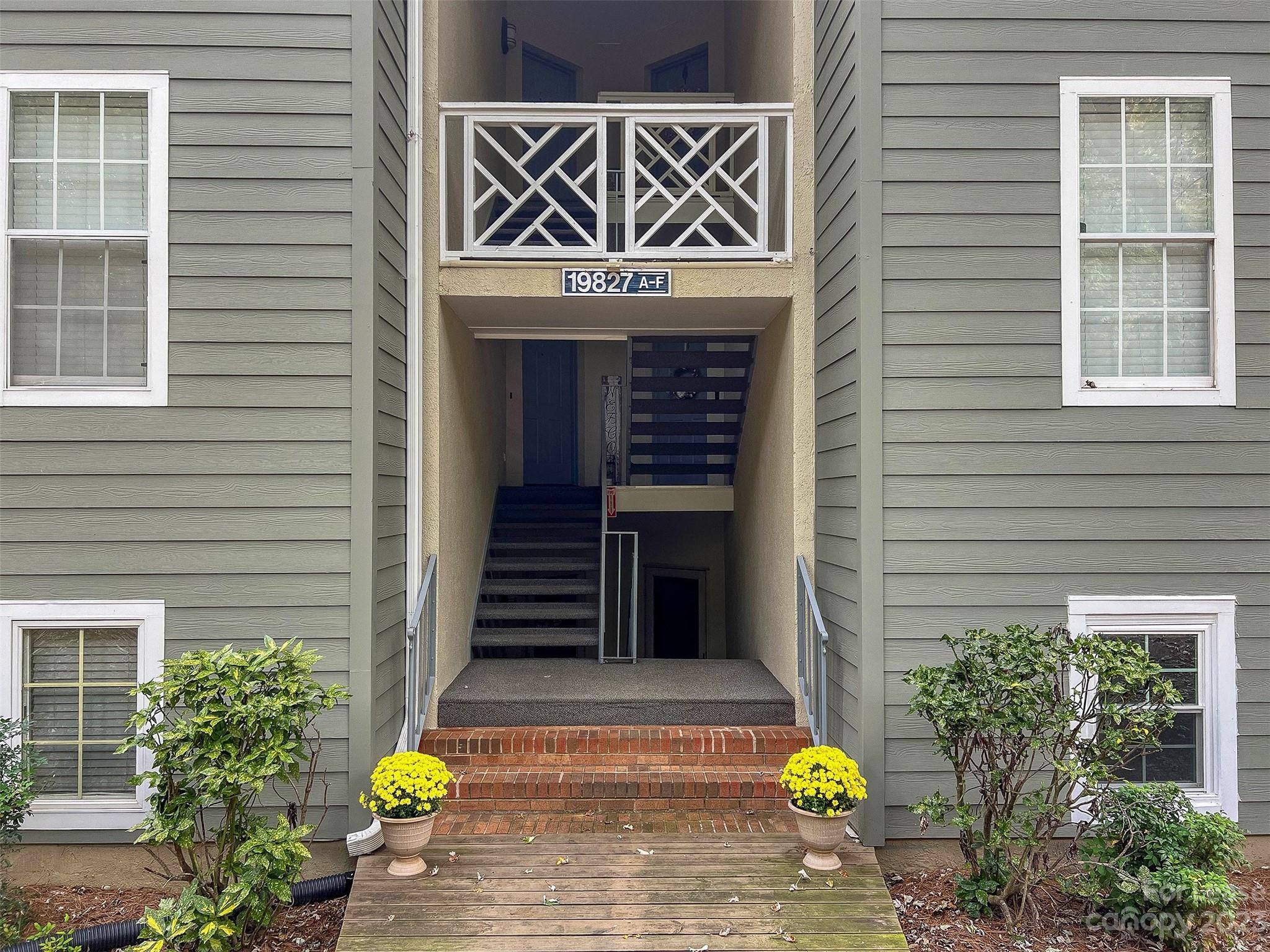 Windward - Residential Lease