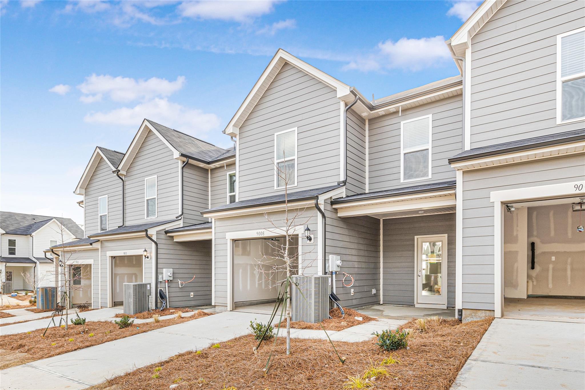 Odell Corners - Residential Lease