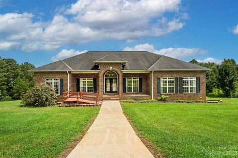 A home in Nebo