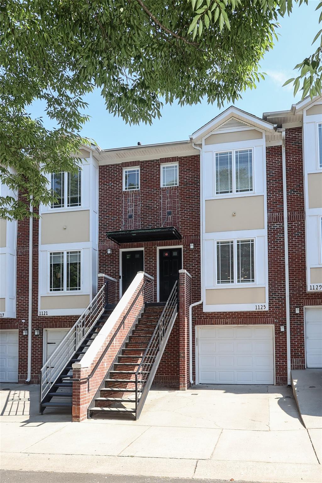 1125 Kurt Court