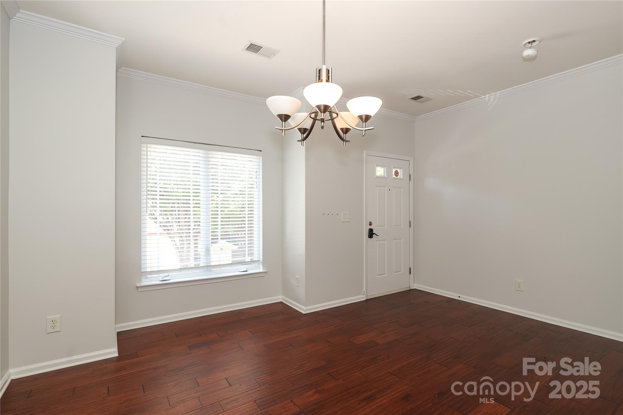 1125 Kurt Court