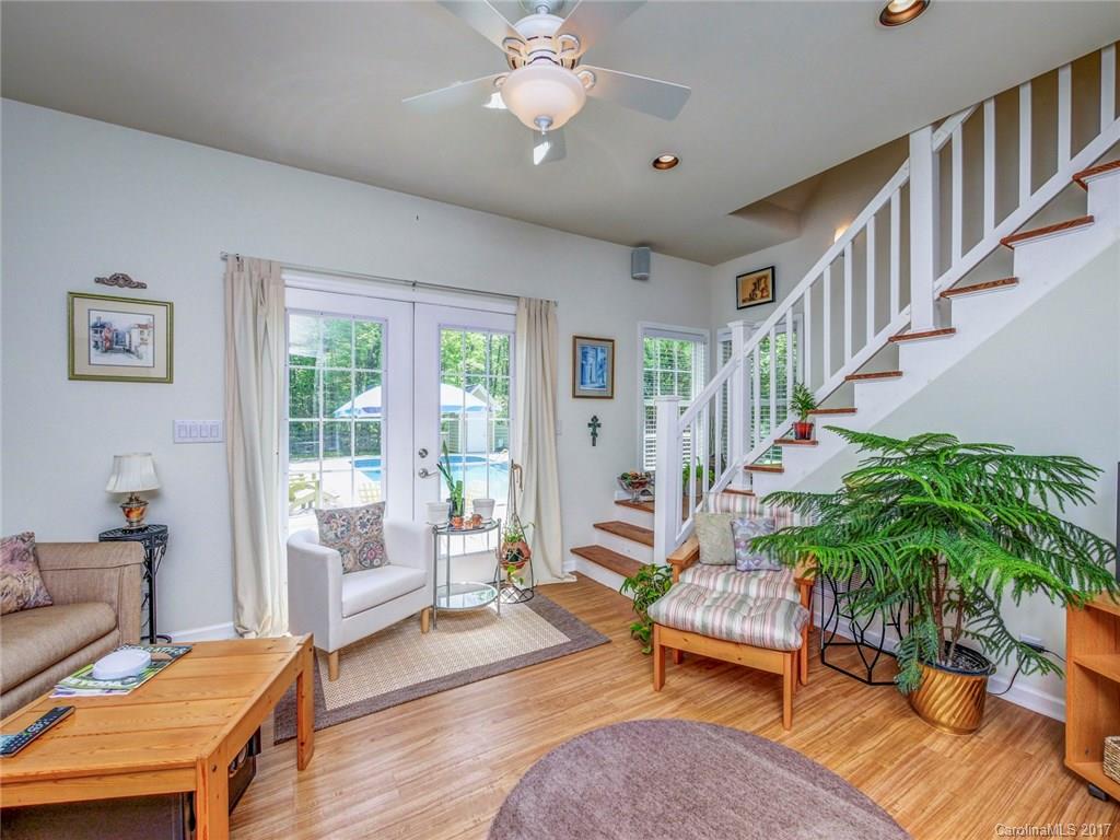 Olde Farm - Residential