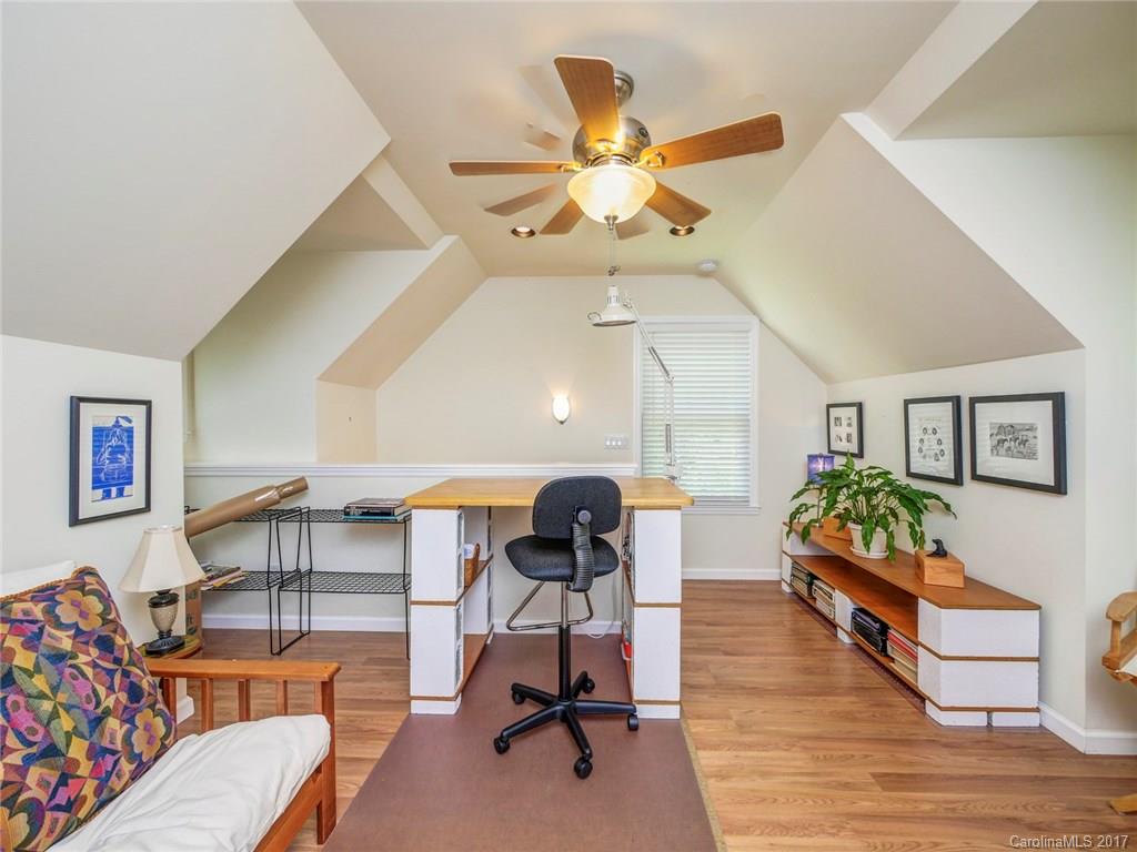 Olde Farm - Residential