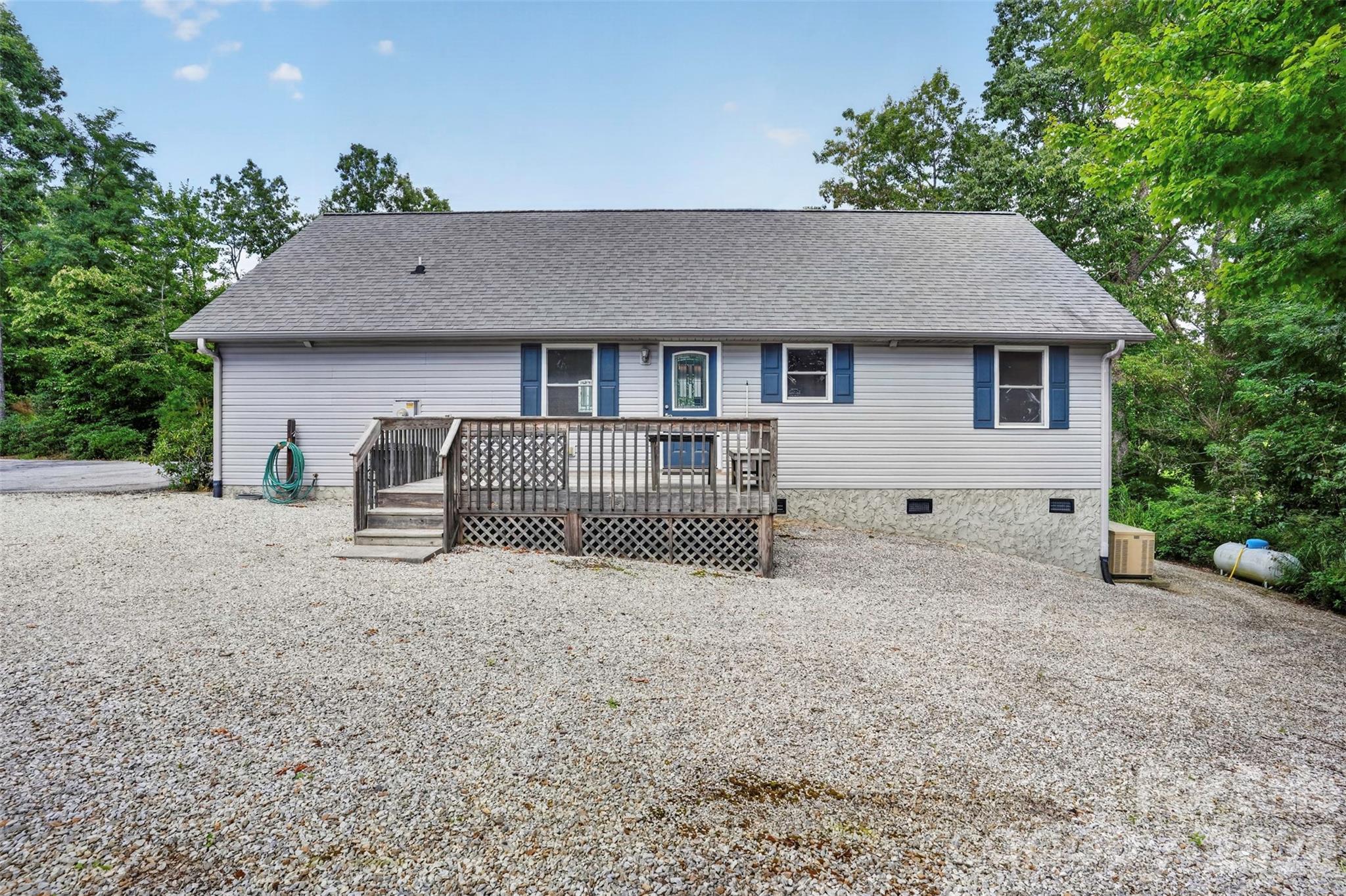 44 Autumn View Drive