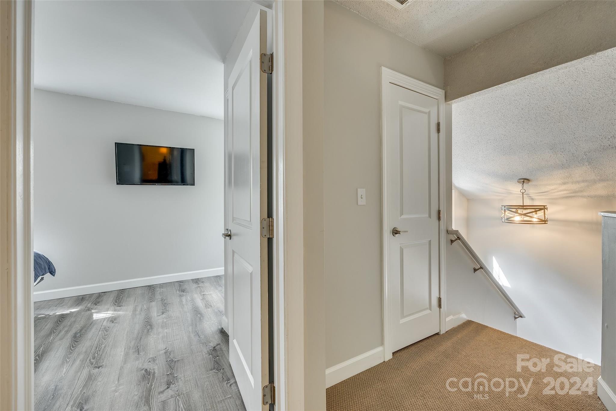 Tega Cay - Residential