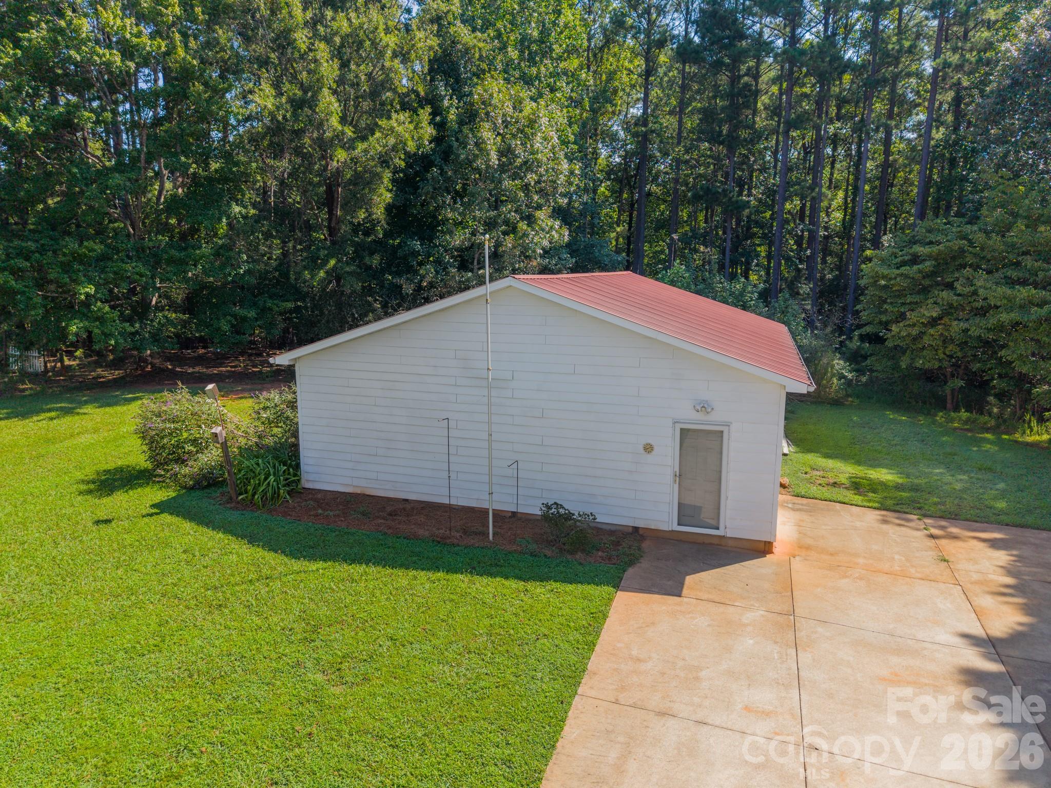 1673 Forest Ridge Drive