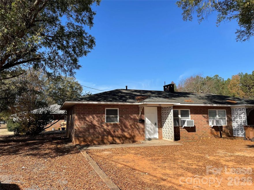 Updated two bedroom, one bath duplex in the heart of Lincolnton. This fantastic home has been remodeled with new flooring, new paint, and granite counter tops in the kitchen. Spacious living room leads to the roomy kitchen with breakfast nook. Two good sized bedrooms with ceiling fans and a full bath. 

*** This home is pet friendly with a one-time, non-refundable pet fee. Please, no dangerous breeds.
*** Stackable washing machine and dryer available for tenant use, but will not be maintained by the owner.