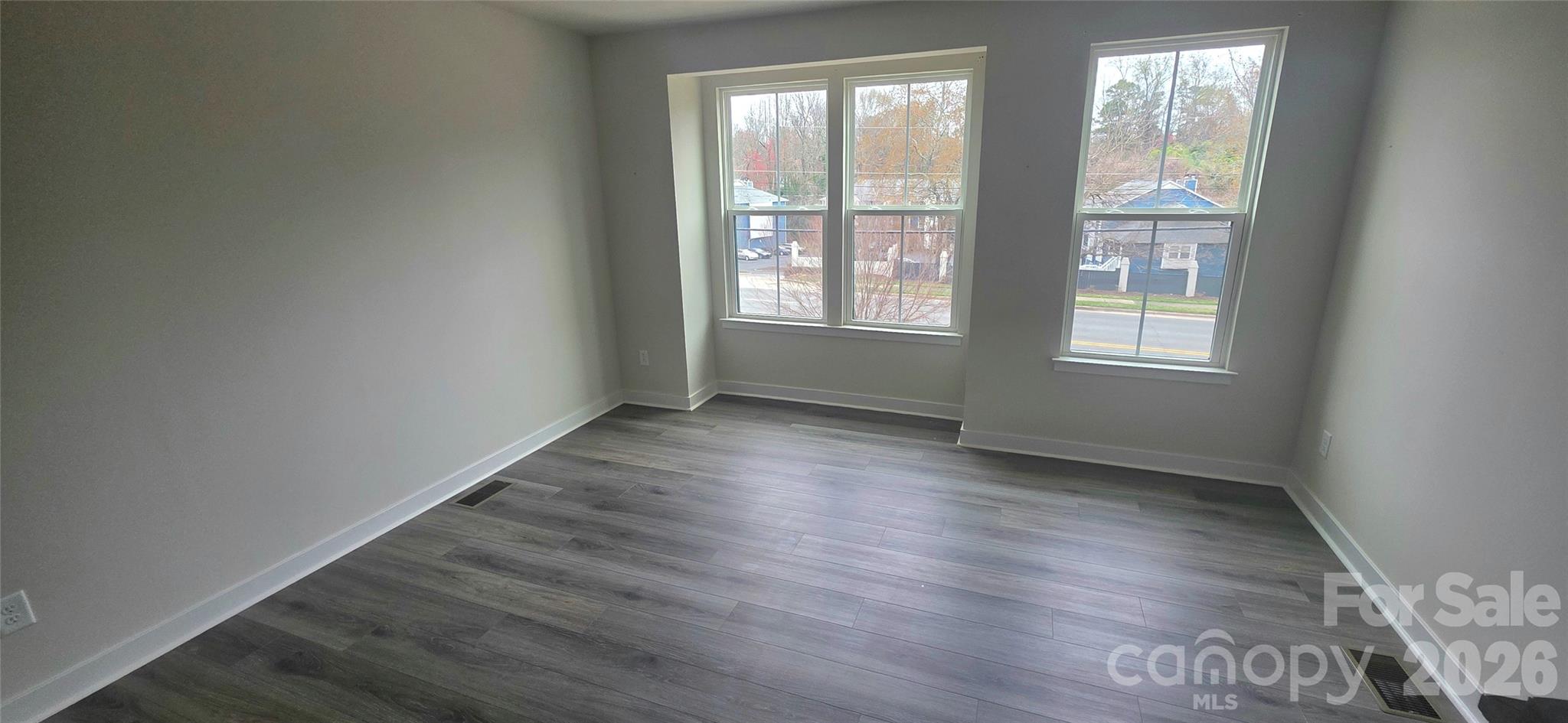 960 Broad River Lane