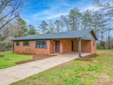 Single Family Residence in Forest City NC 684 Old Wagy Road.jpg