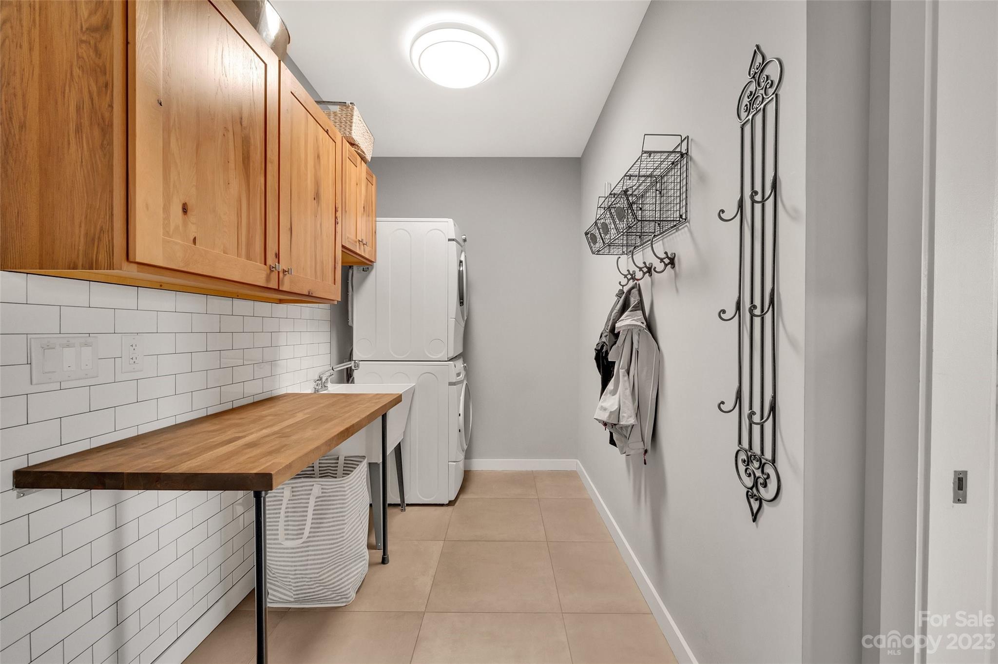 Homestead at Mills River - Residential