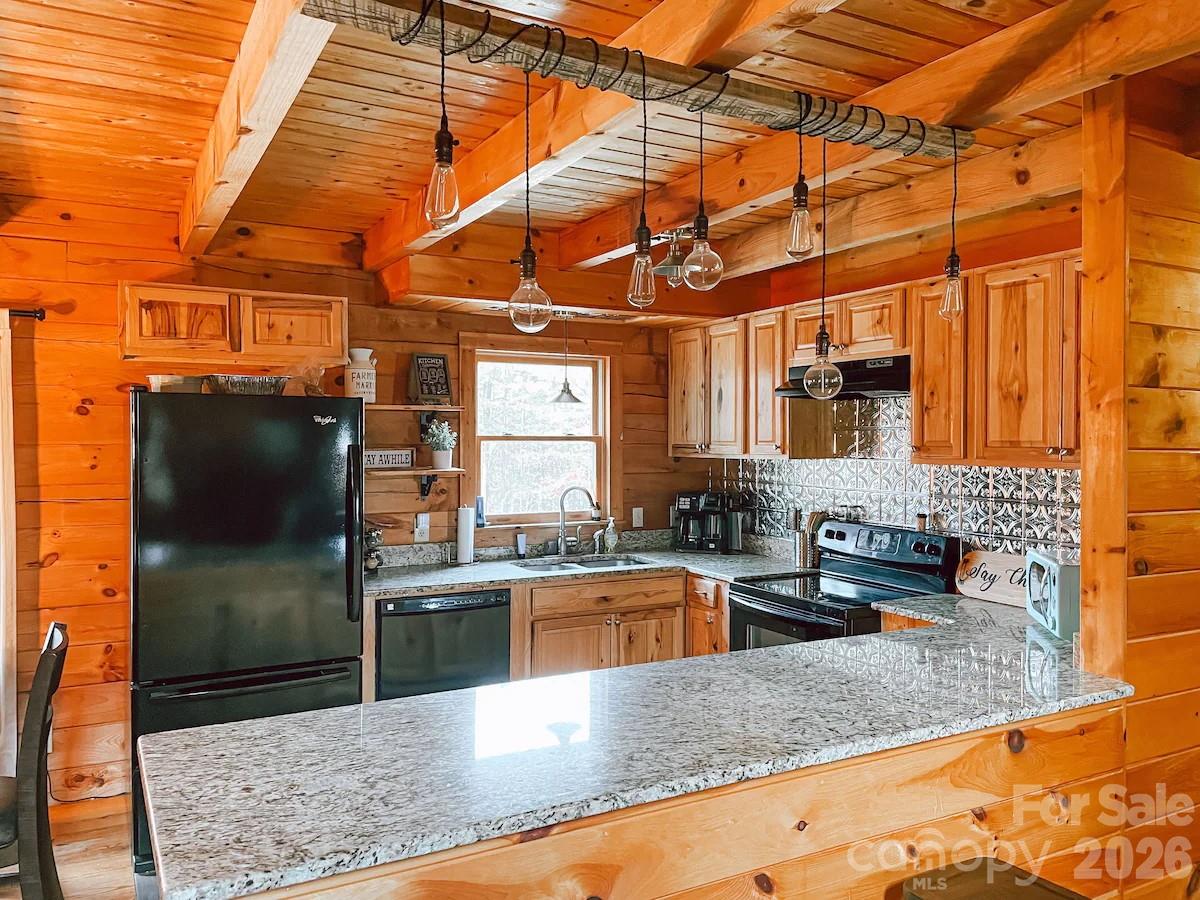 4551 Lake Adger Parkway