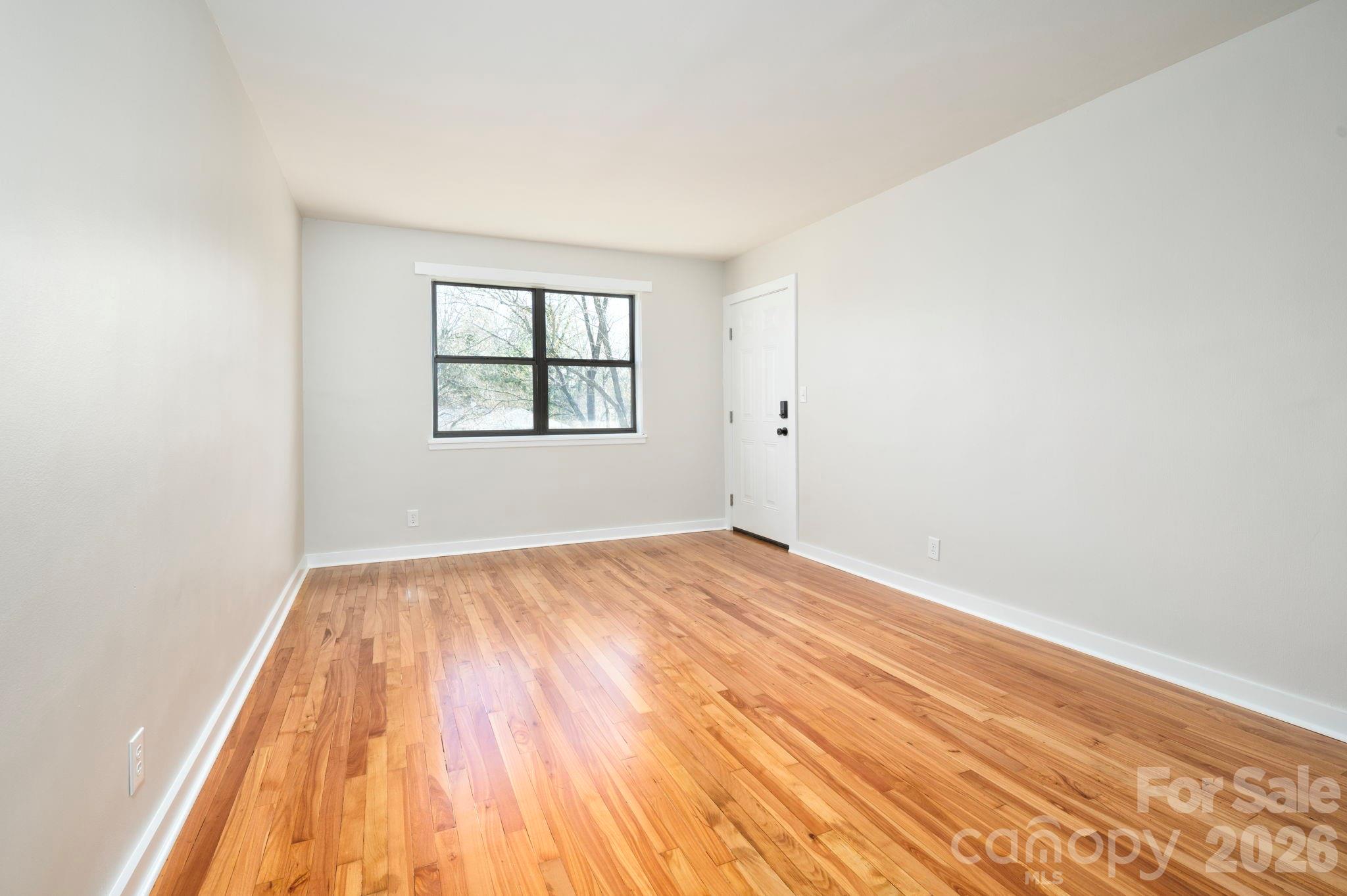 615 Biltmore Avenue T8