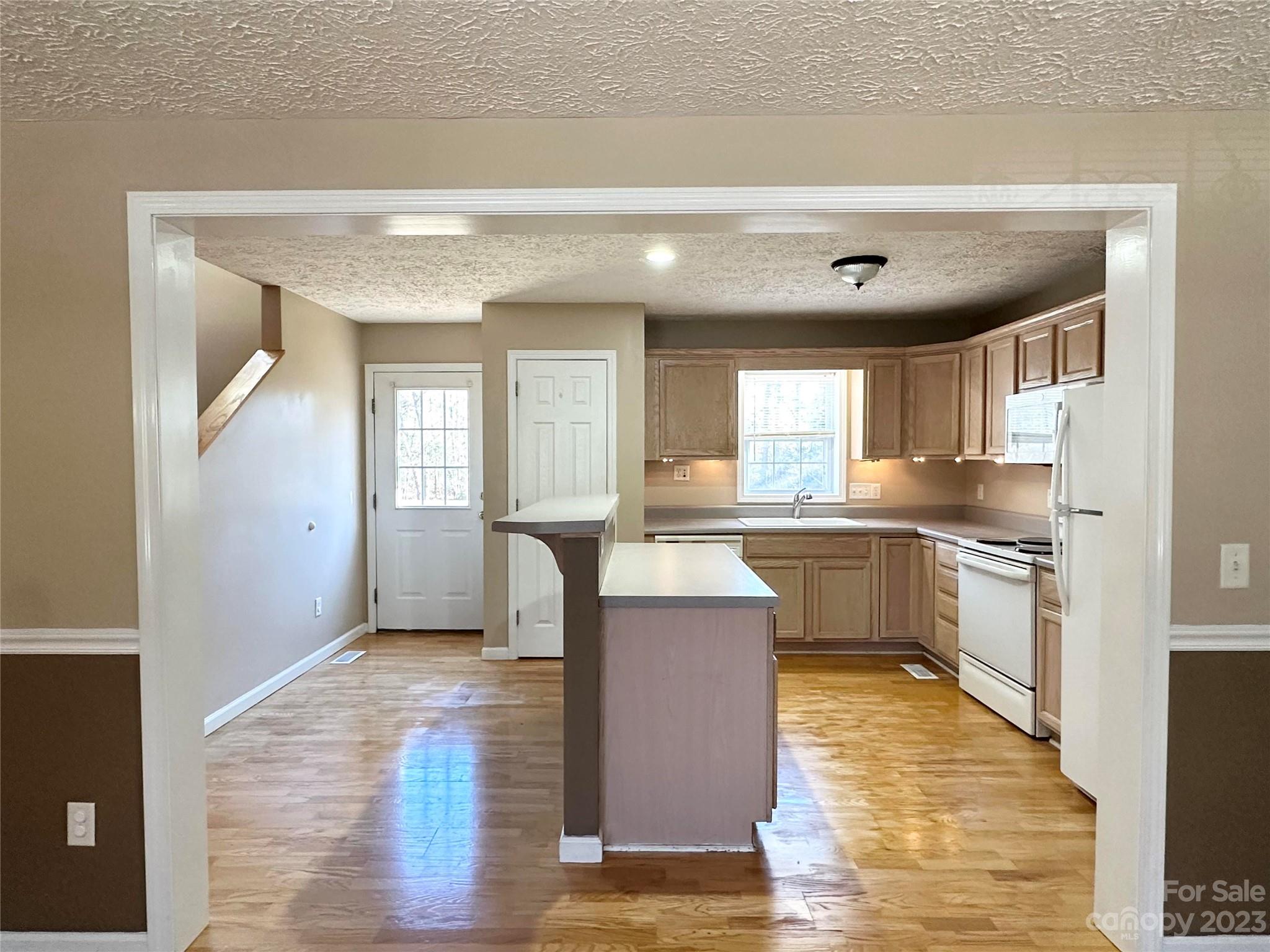Dealcrest Park - Residential