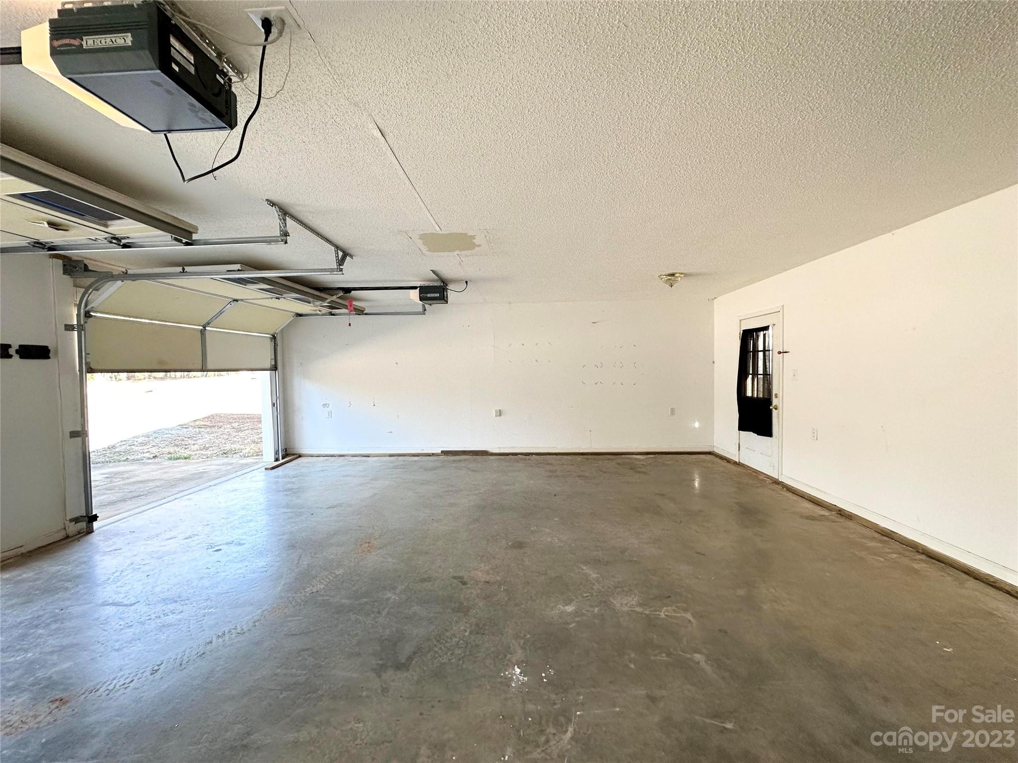 Dealcrest Park - Residential