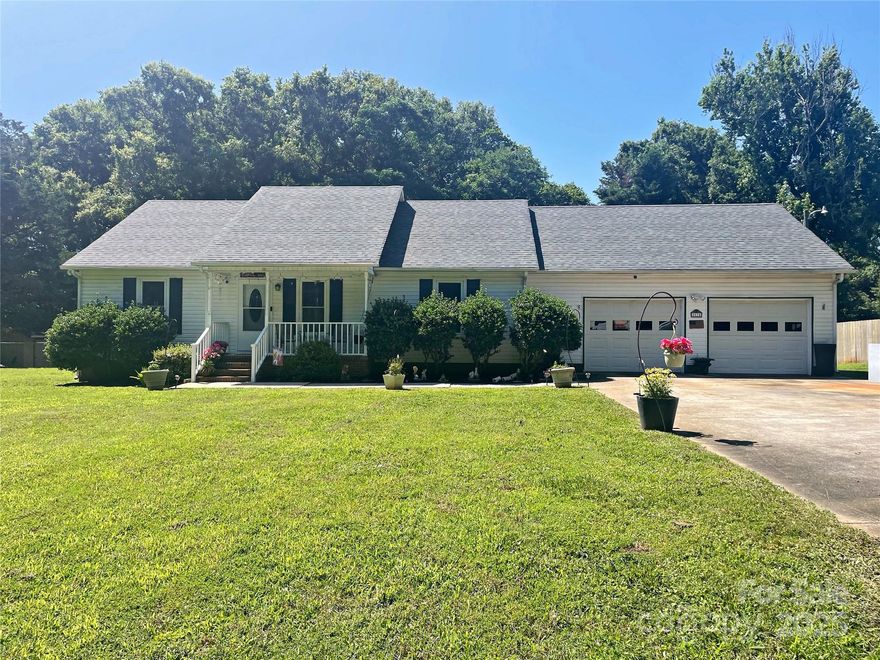 Discover the perfect blend of comfort and space with this beautifully maintained one-story home nestled on a generous 1-acre lot in Rock Hill. This residence offers 3 spacious bedrooms and 2 full bathrooms, ideal for families or anyone seeking easy one-level living. No HOA, Sold AS IS