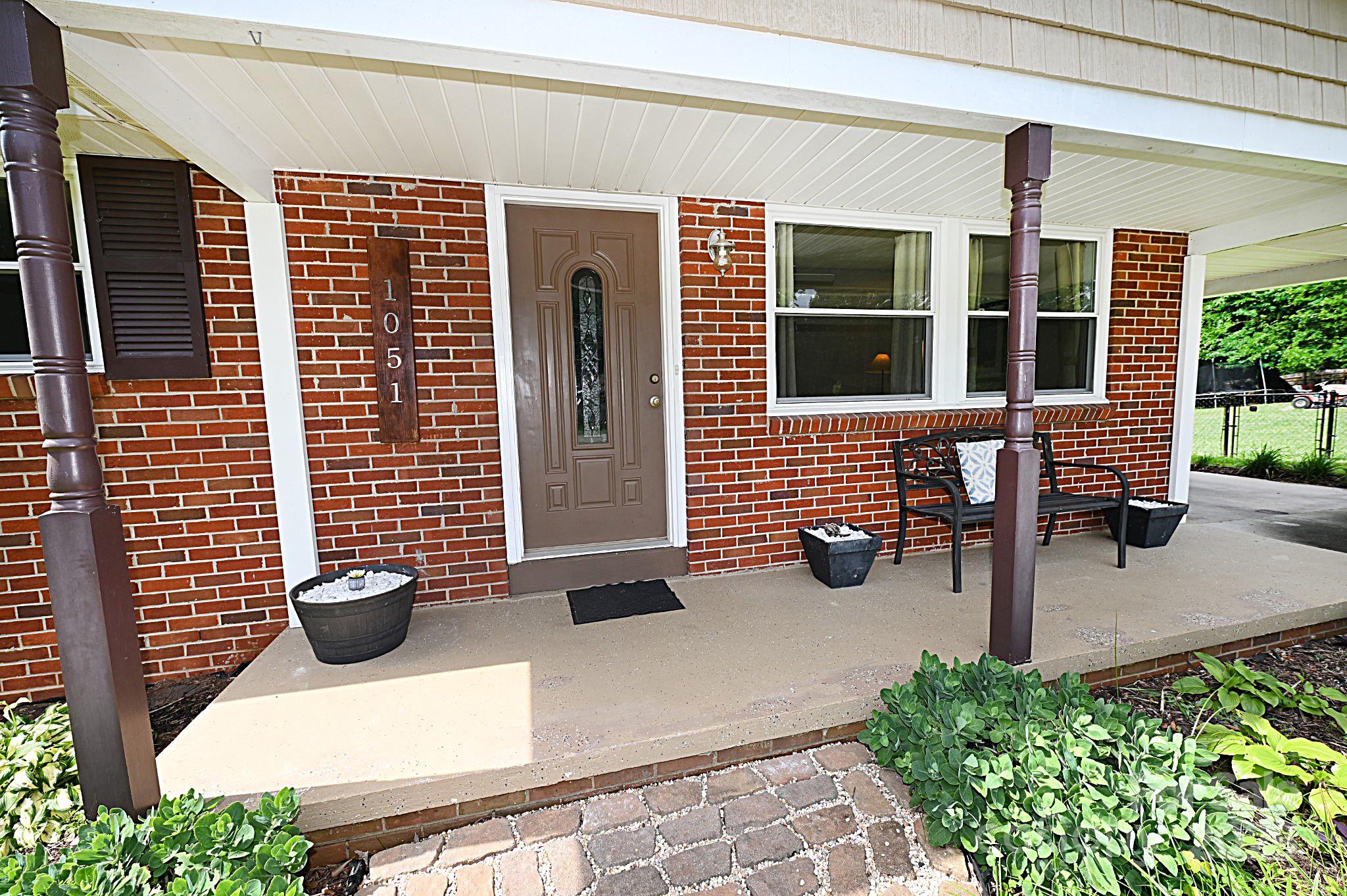 Hill N Dale - Residential