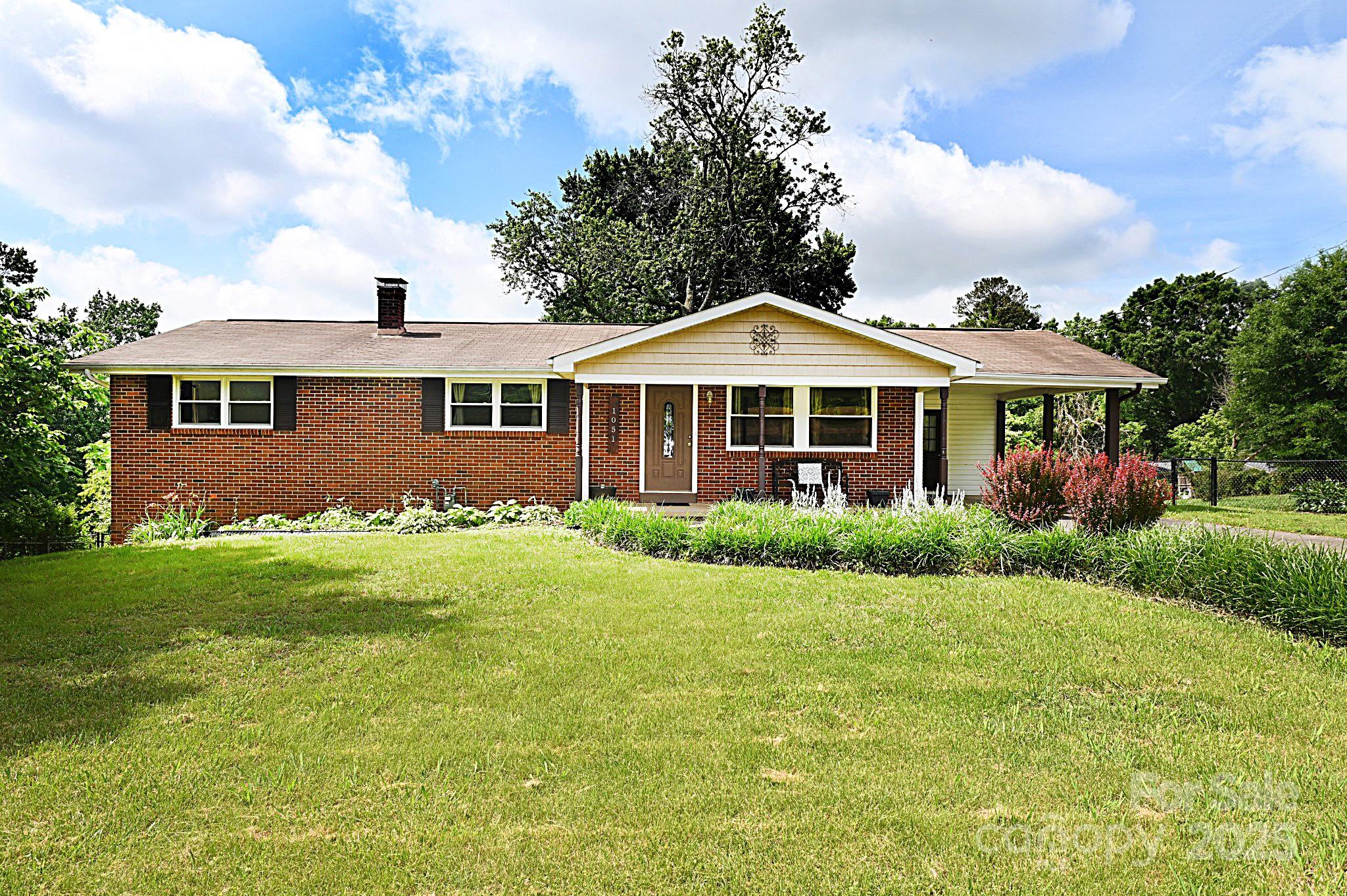 Hill N Dale - Residential