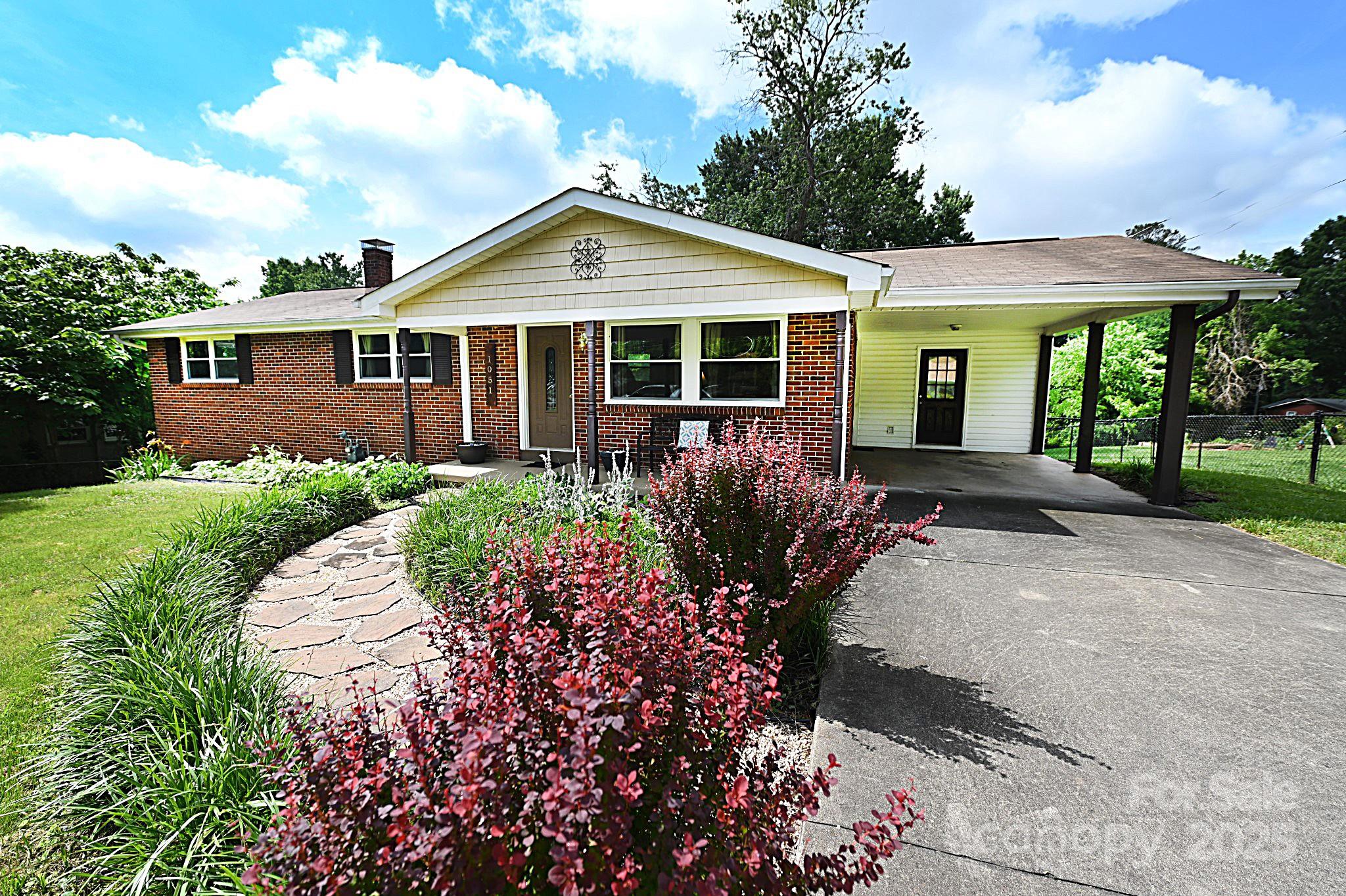 Hill N Dale - Residential
