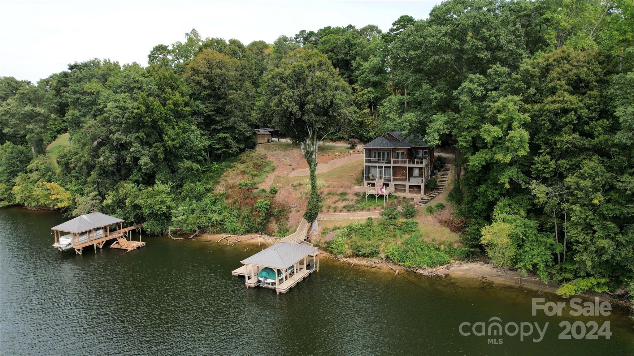152 Bridge Pointe Lane