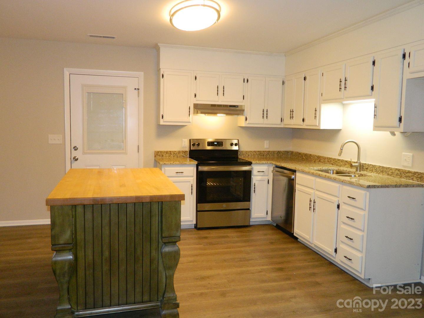 Woodside - Residential