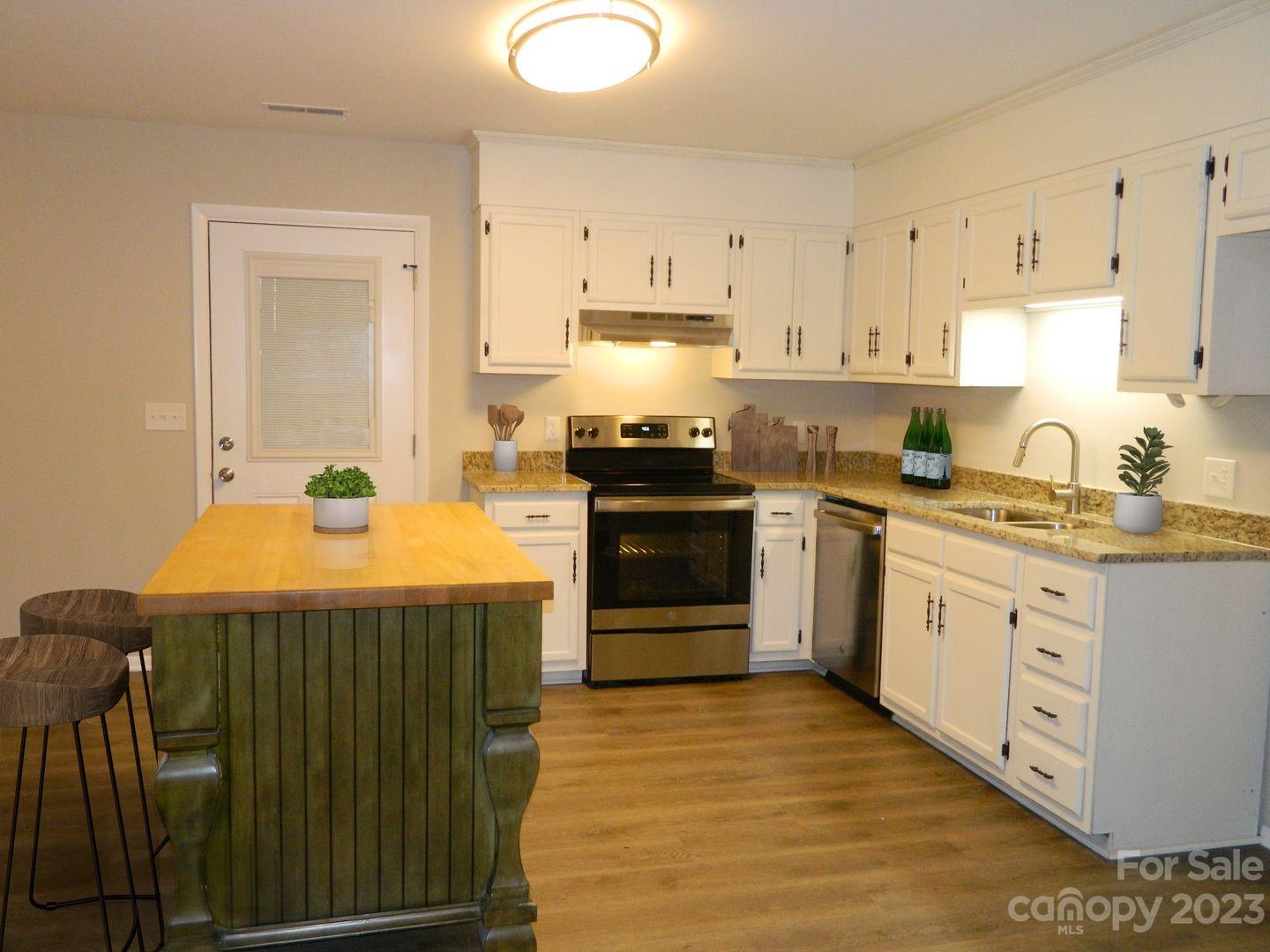 Woodside - Residential