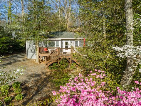416 S Cherokee Avenue Black Mountain NC 28711