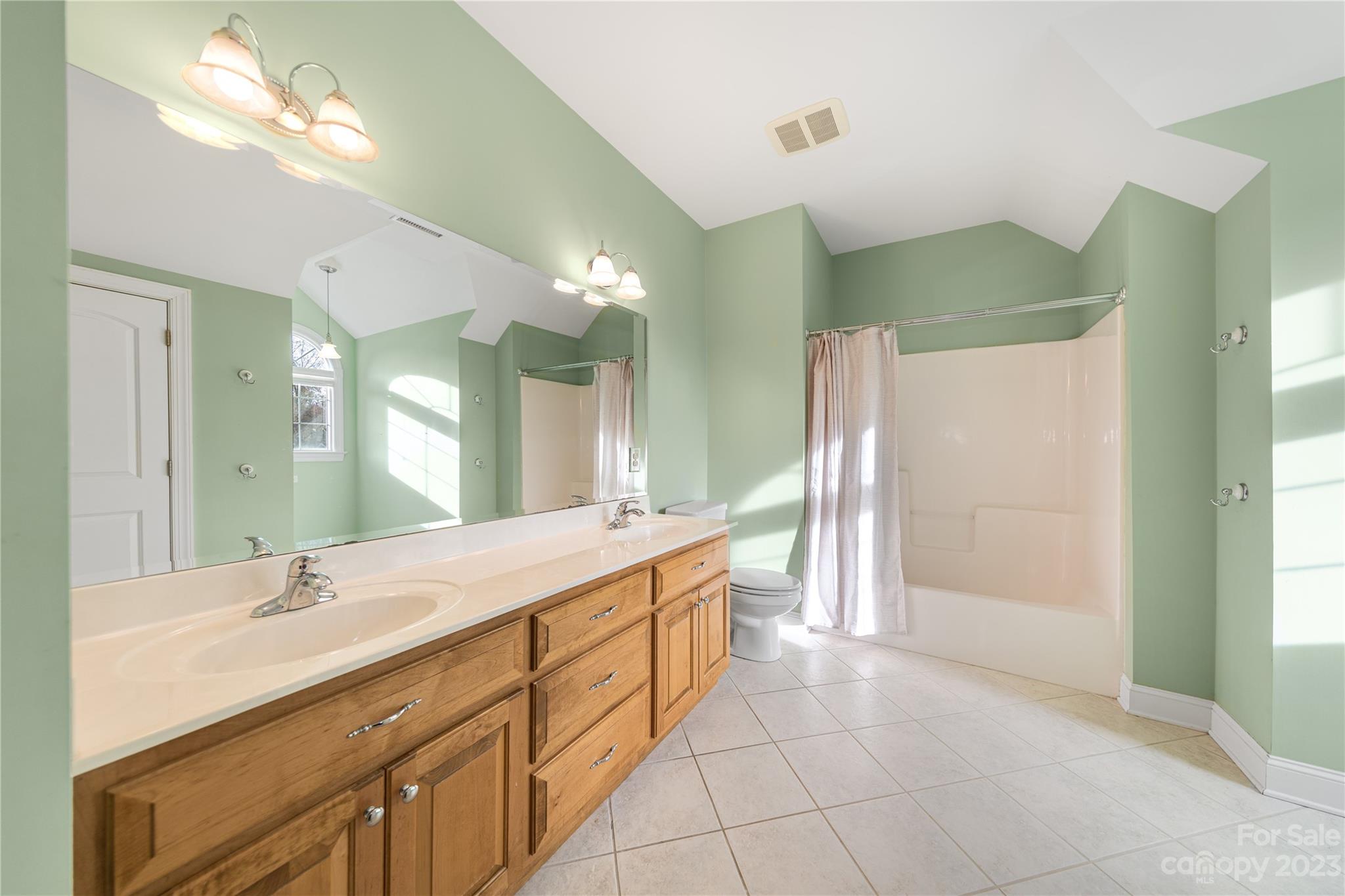 Hickory Ridge - Residential