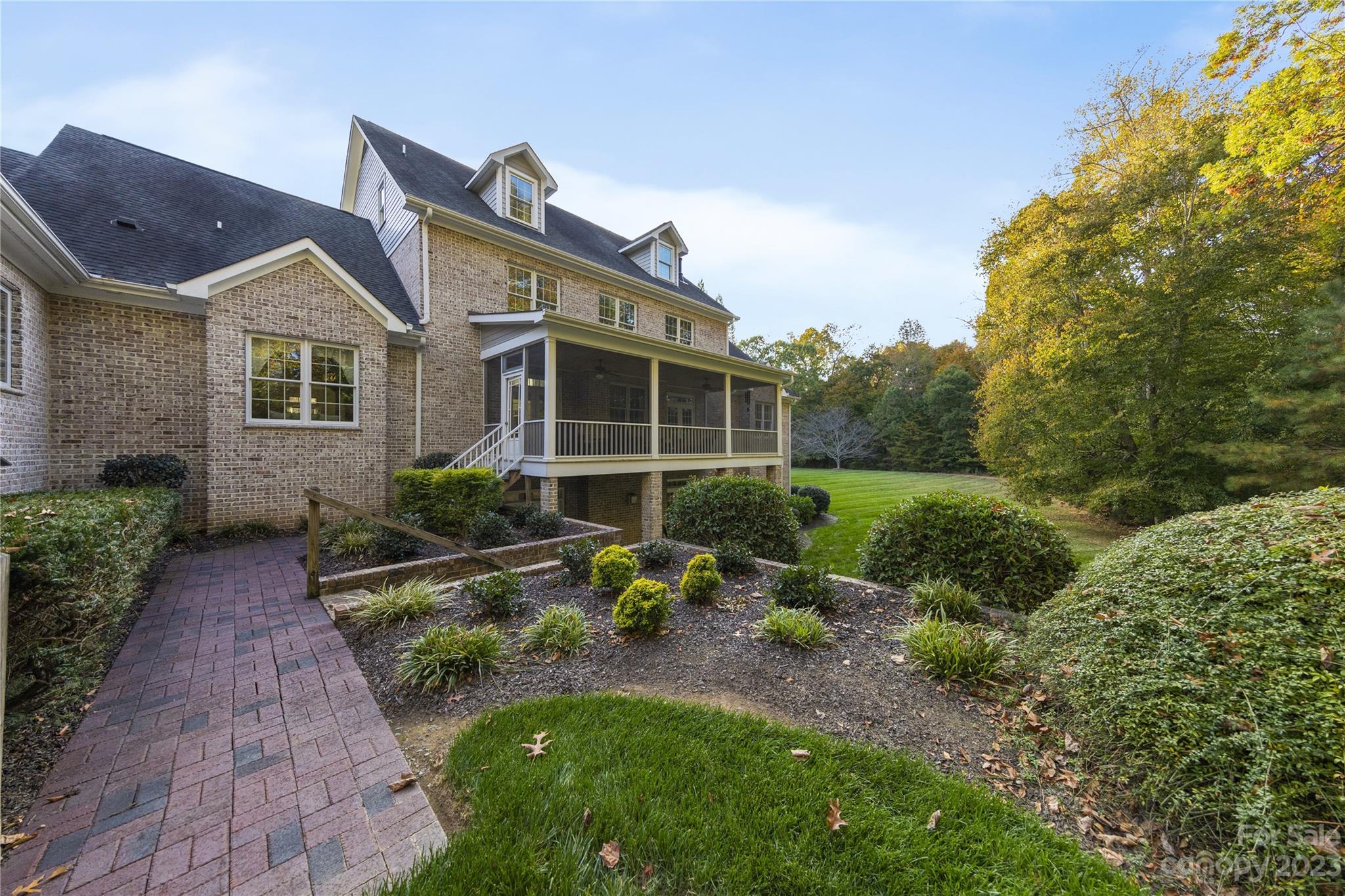 Hickory Ridge - Residential