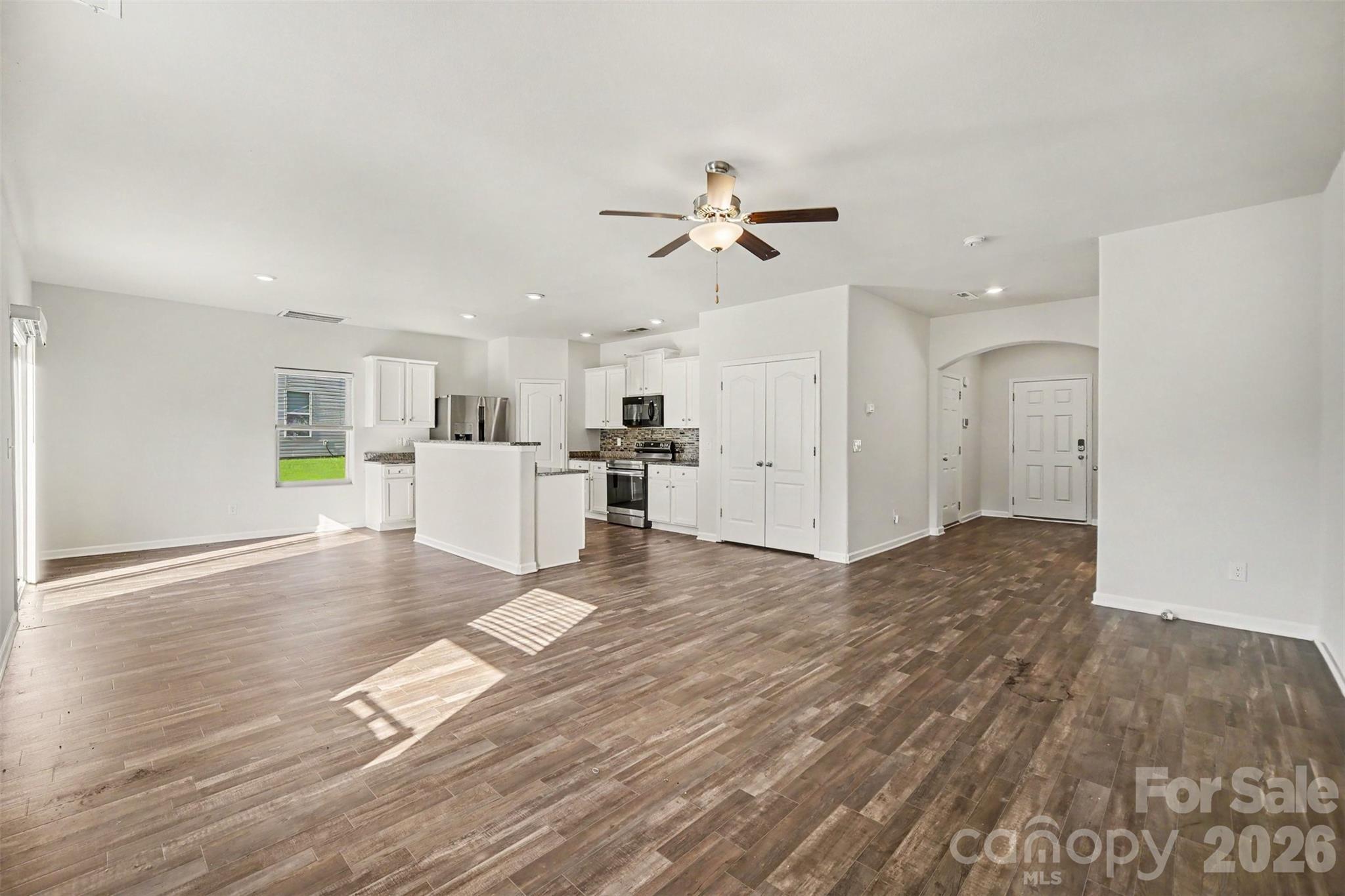 8411 Highgate Drive
