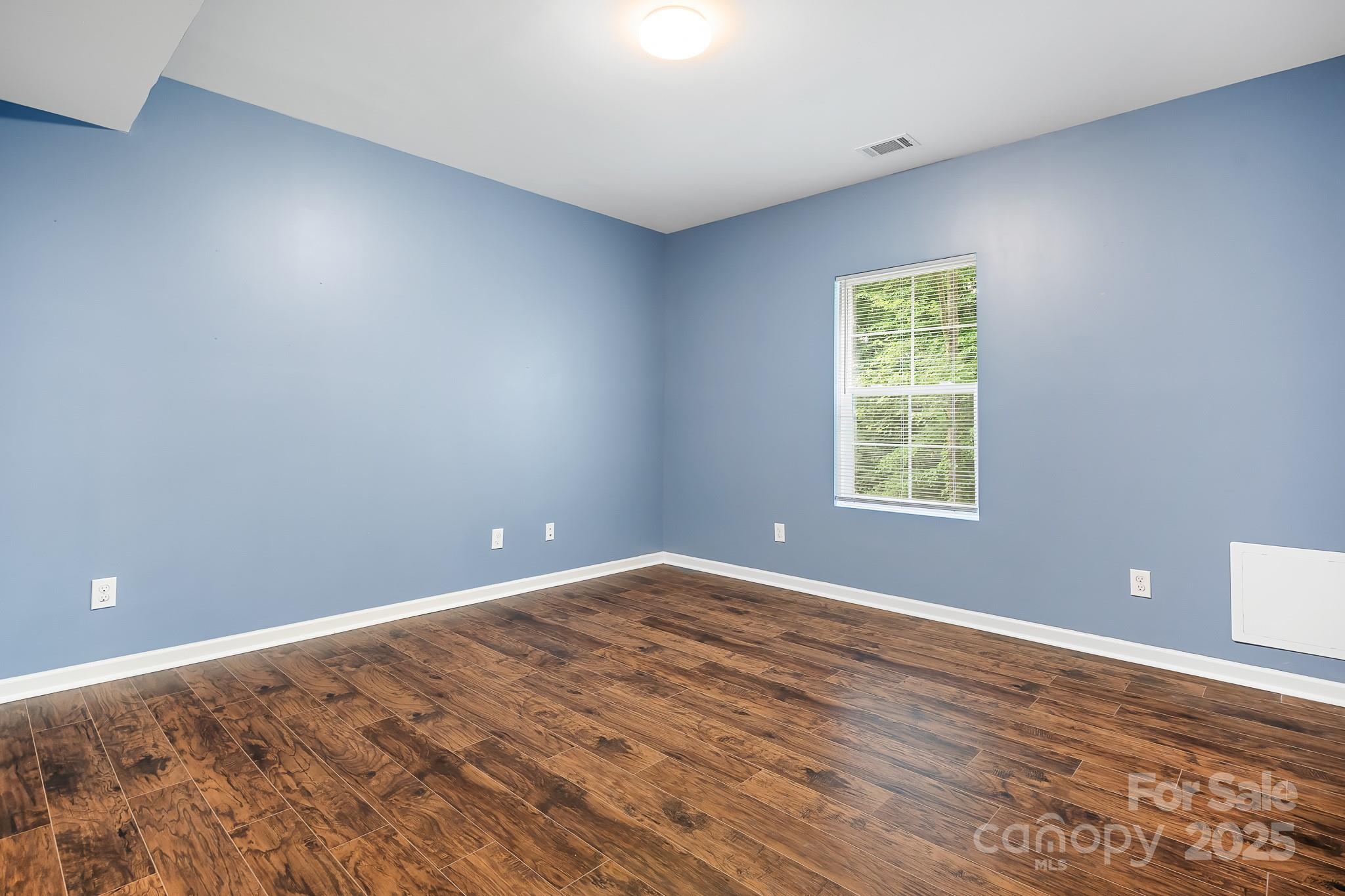 Lincoln Forest - Residential