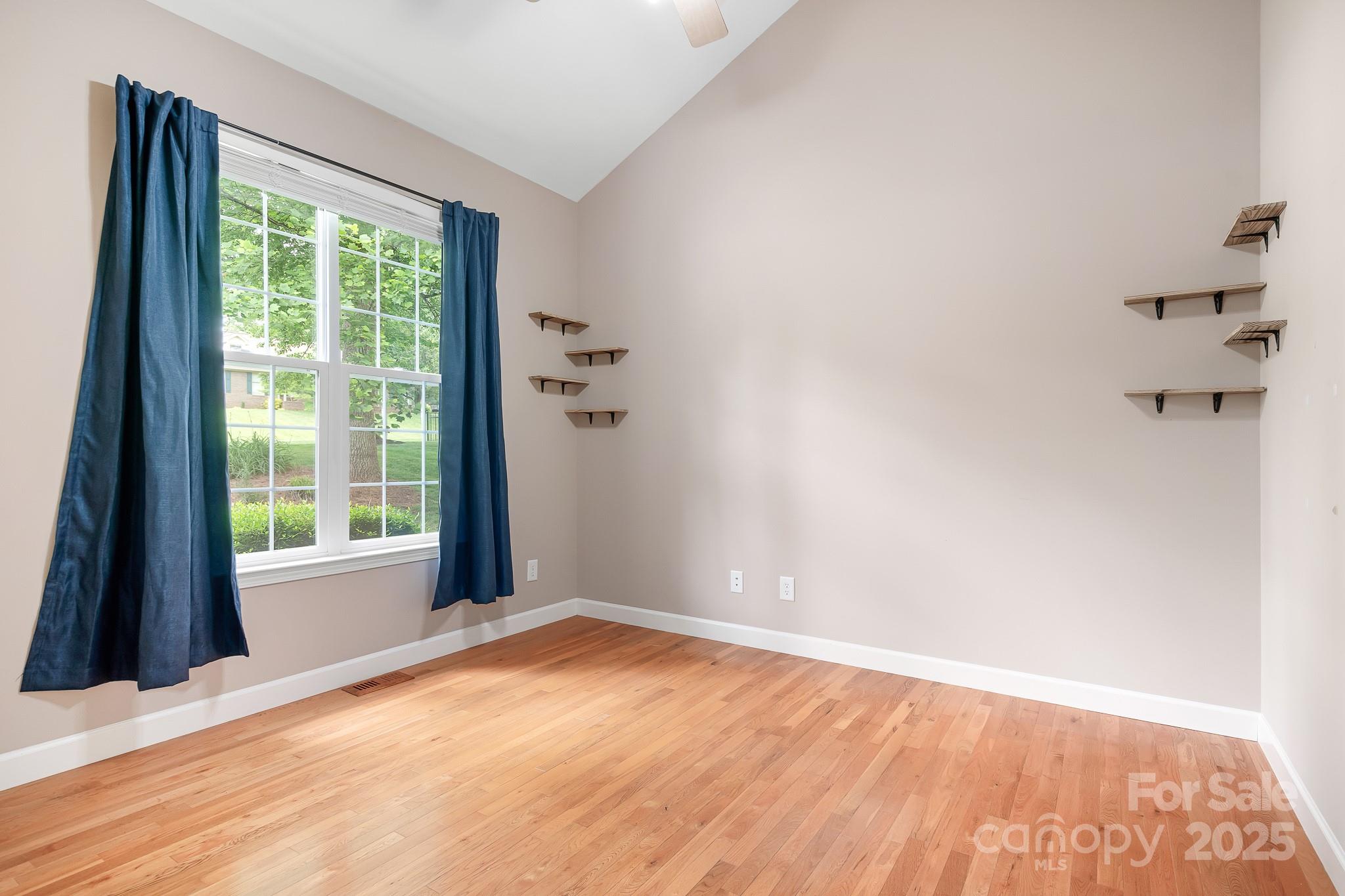 Lincoln Forest - Residential