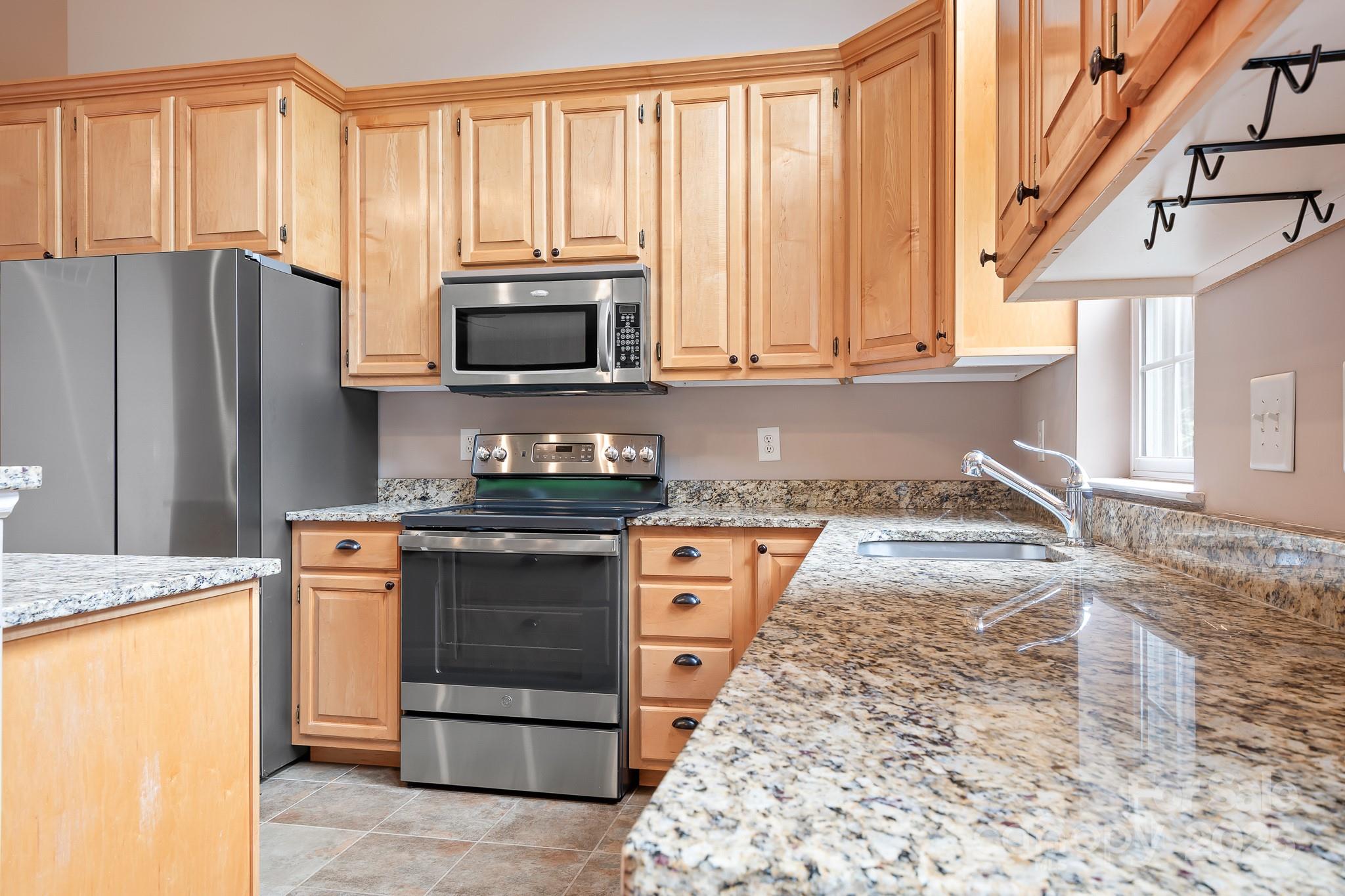 Lincoln Forest - Residential