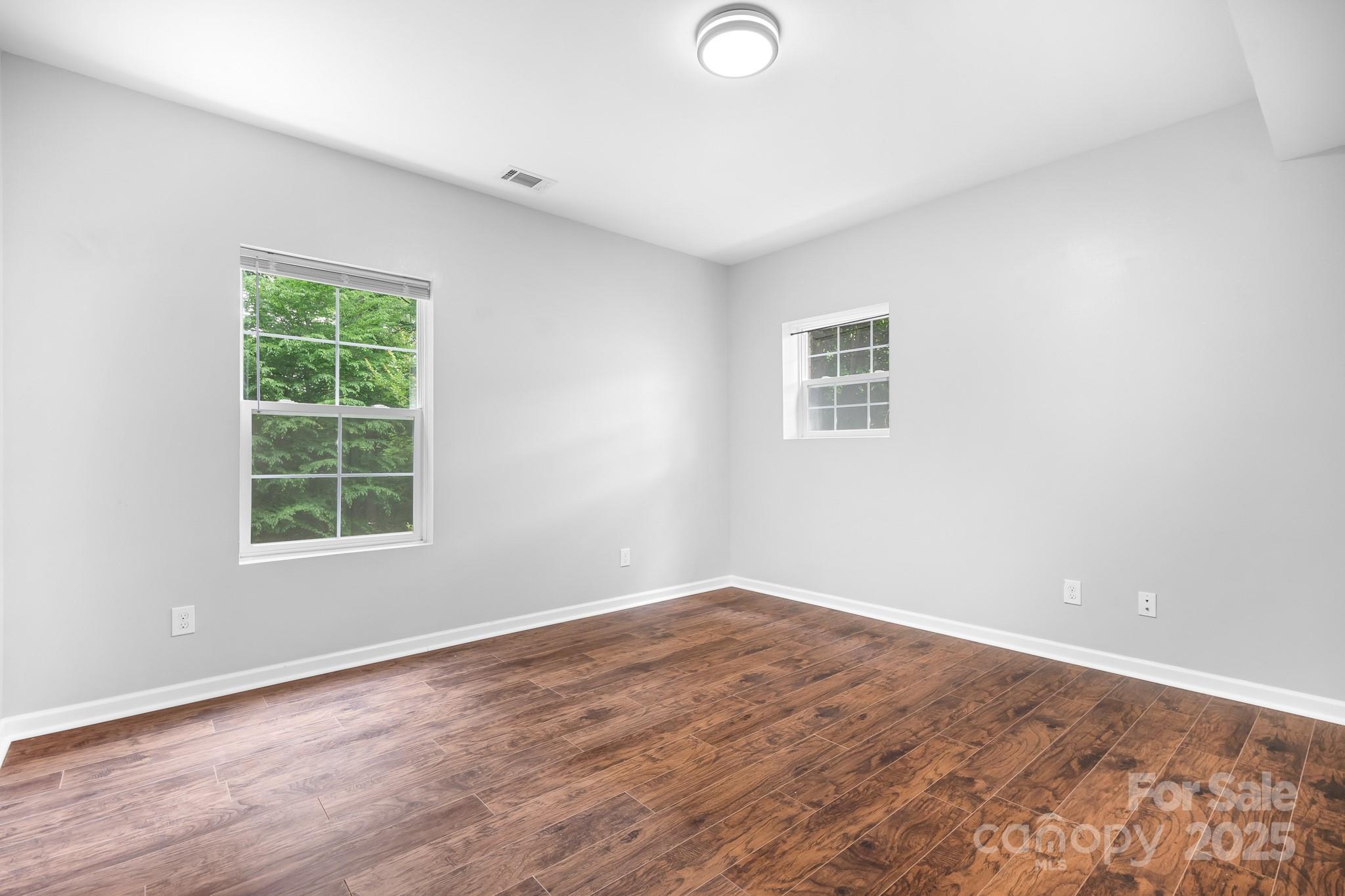 Lincoln Forest - Residential