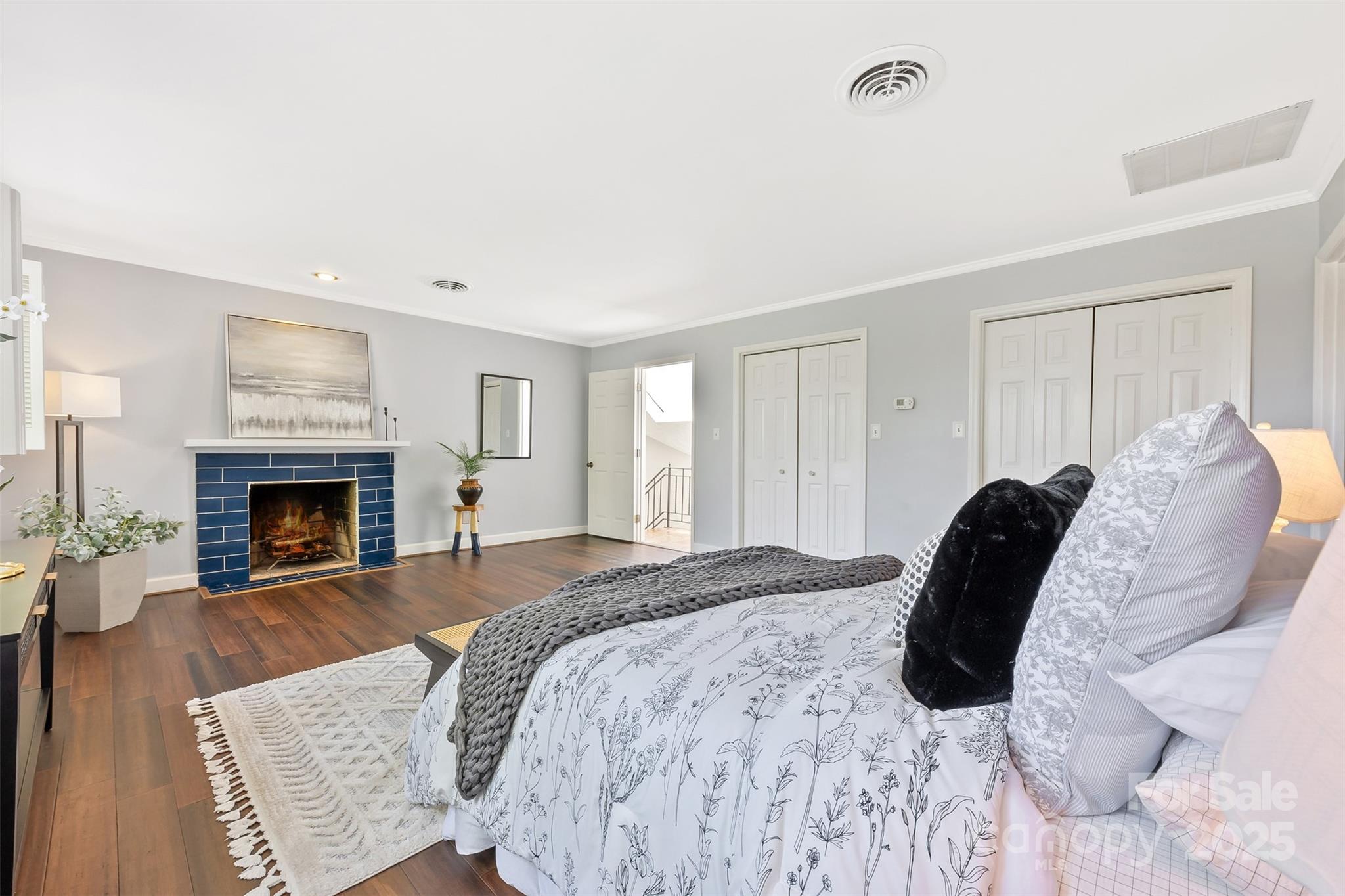 River Hills - Residential