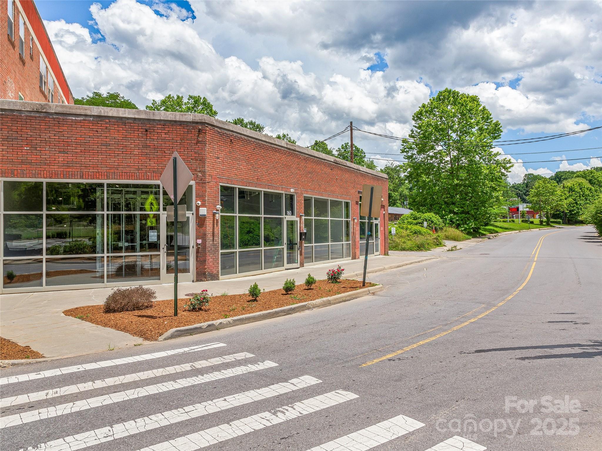 408 Depot Street 160